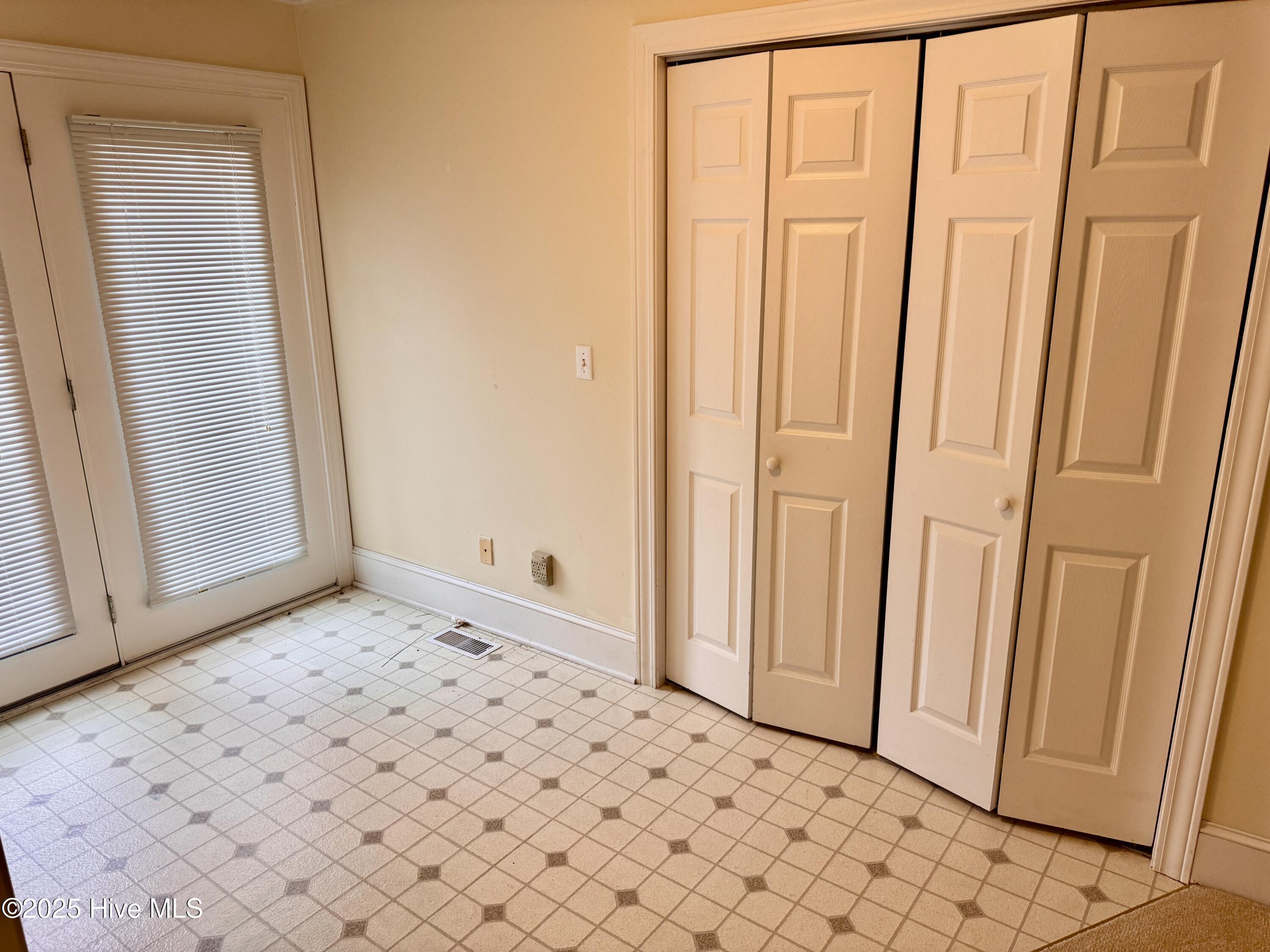 106 E Church Street Property Photo 30