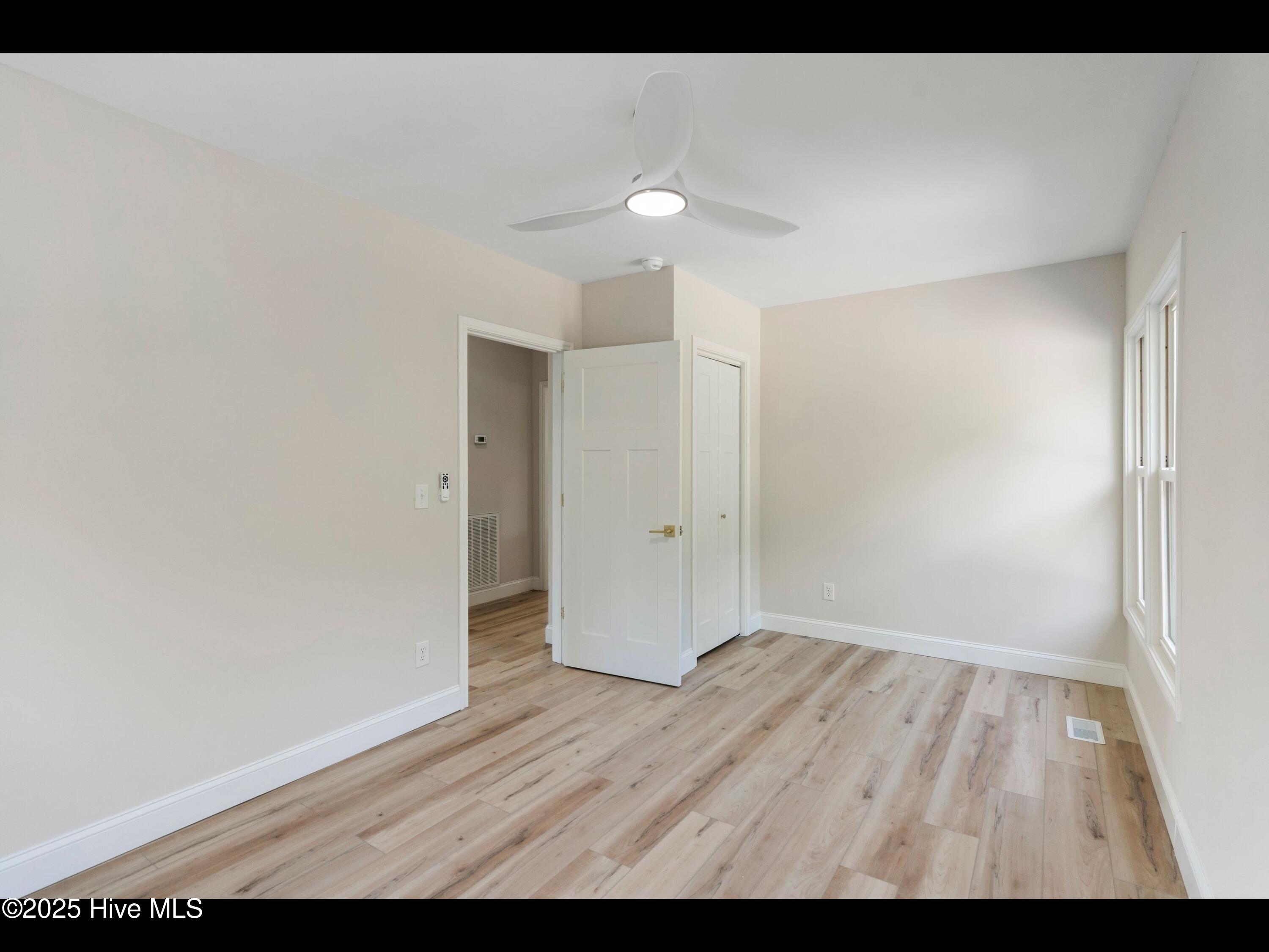 109 Inlet Court Property Photo 35