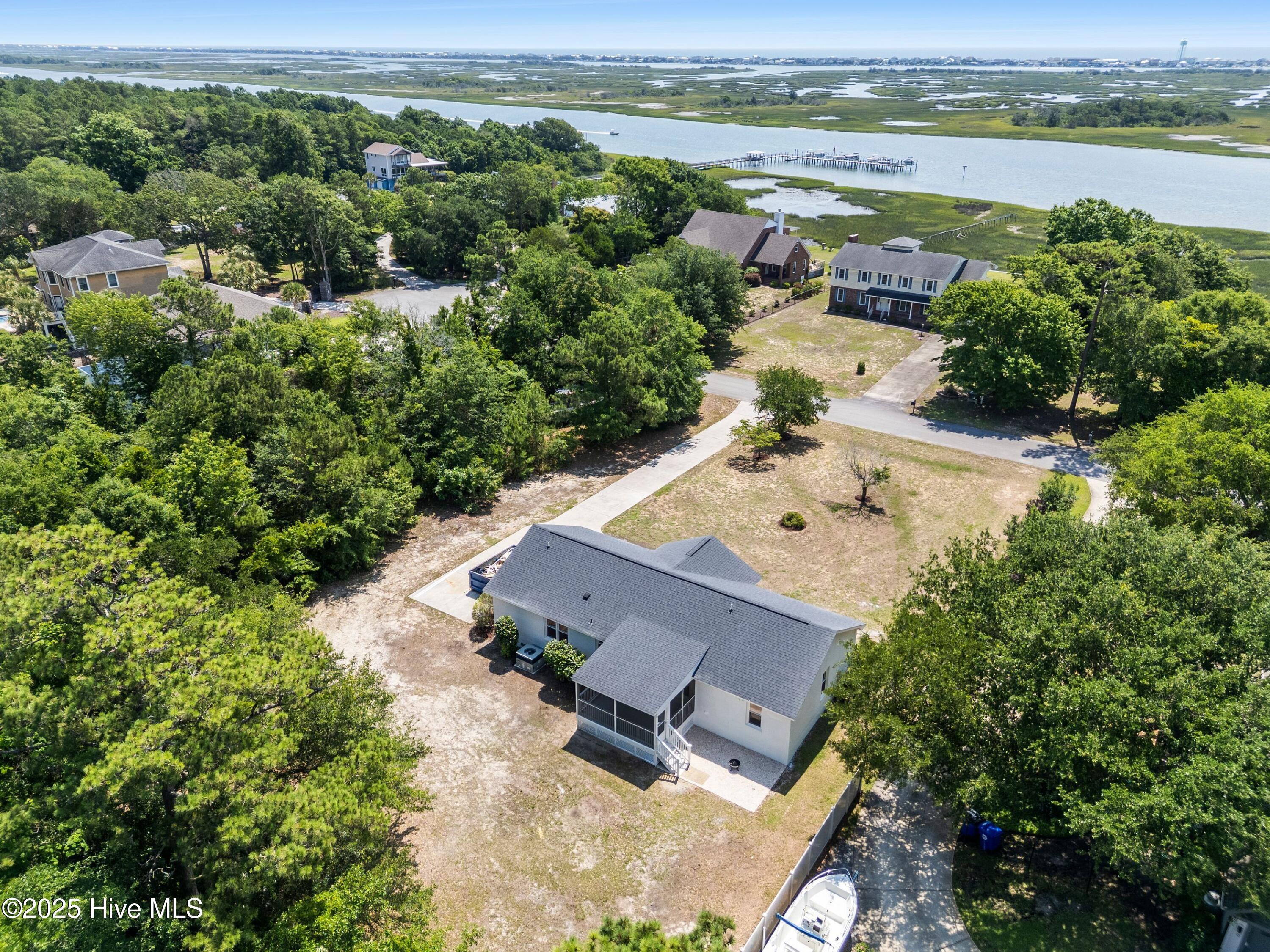 109 Inlet Court Property Photo 52