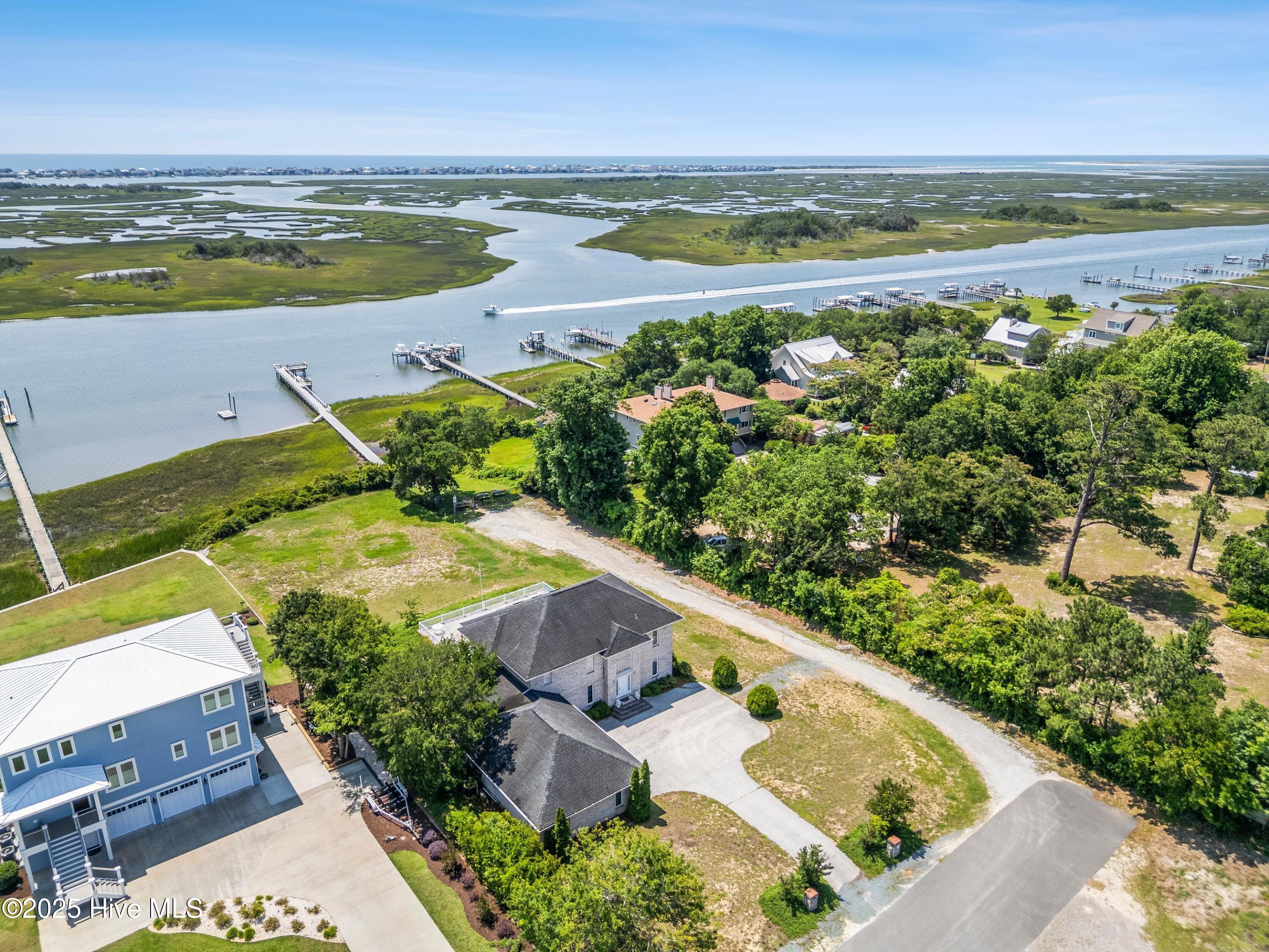 109 Inlet Court Property Photo 57