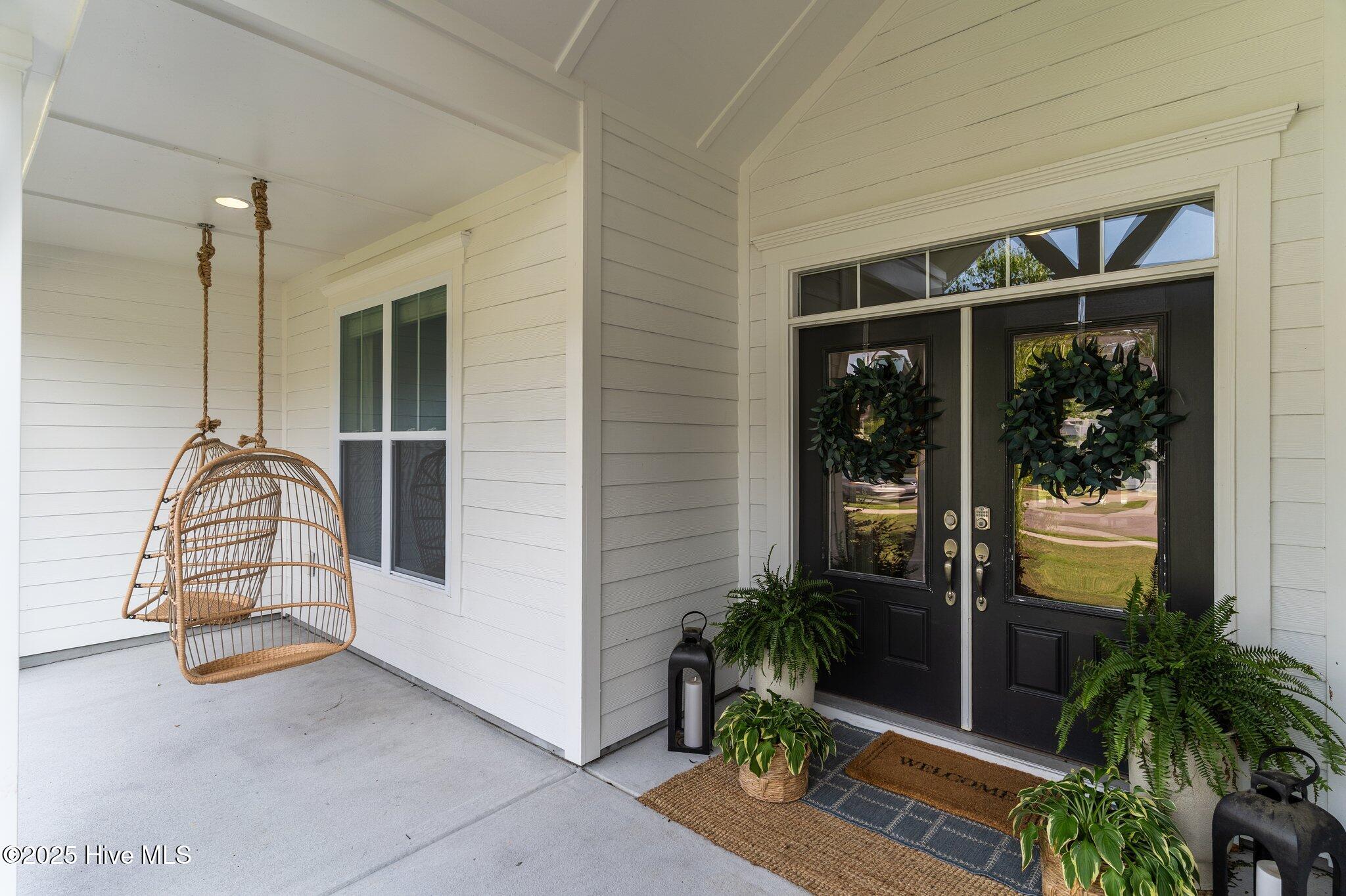 386 Yucca Lane Property Photo 4