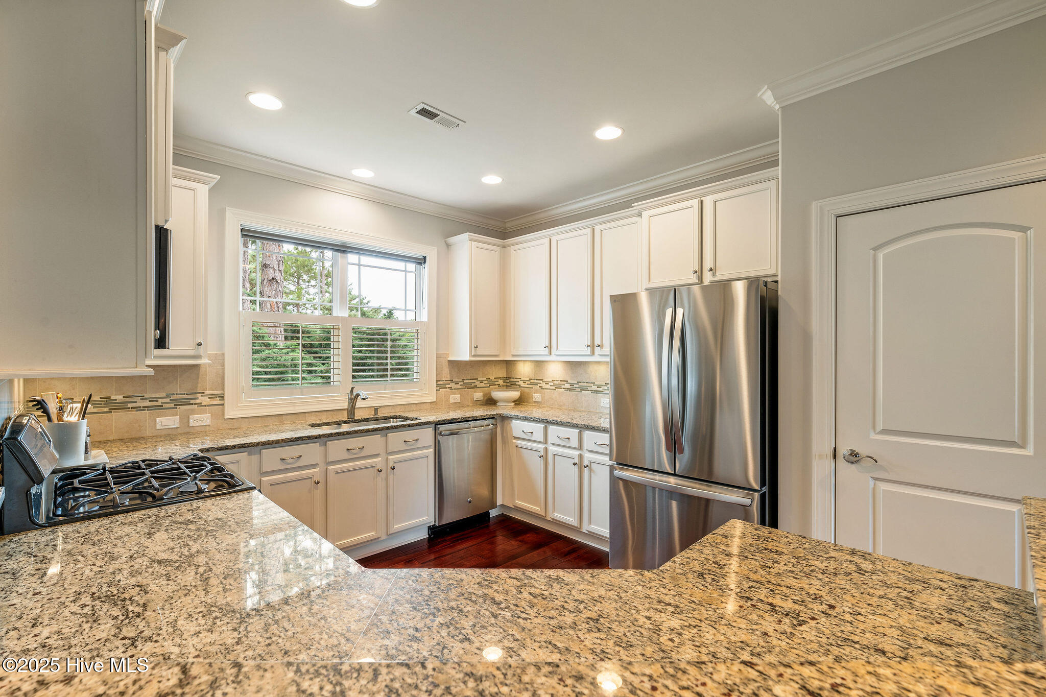 2584 Parkridge Drive Property Photo 28