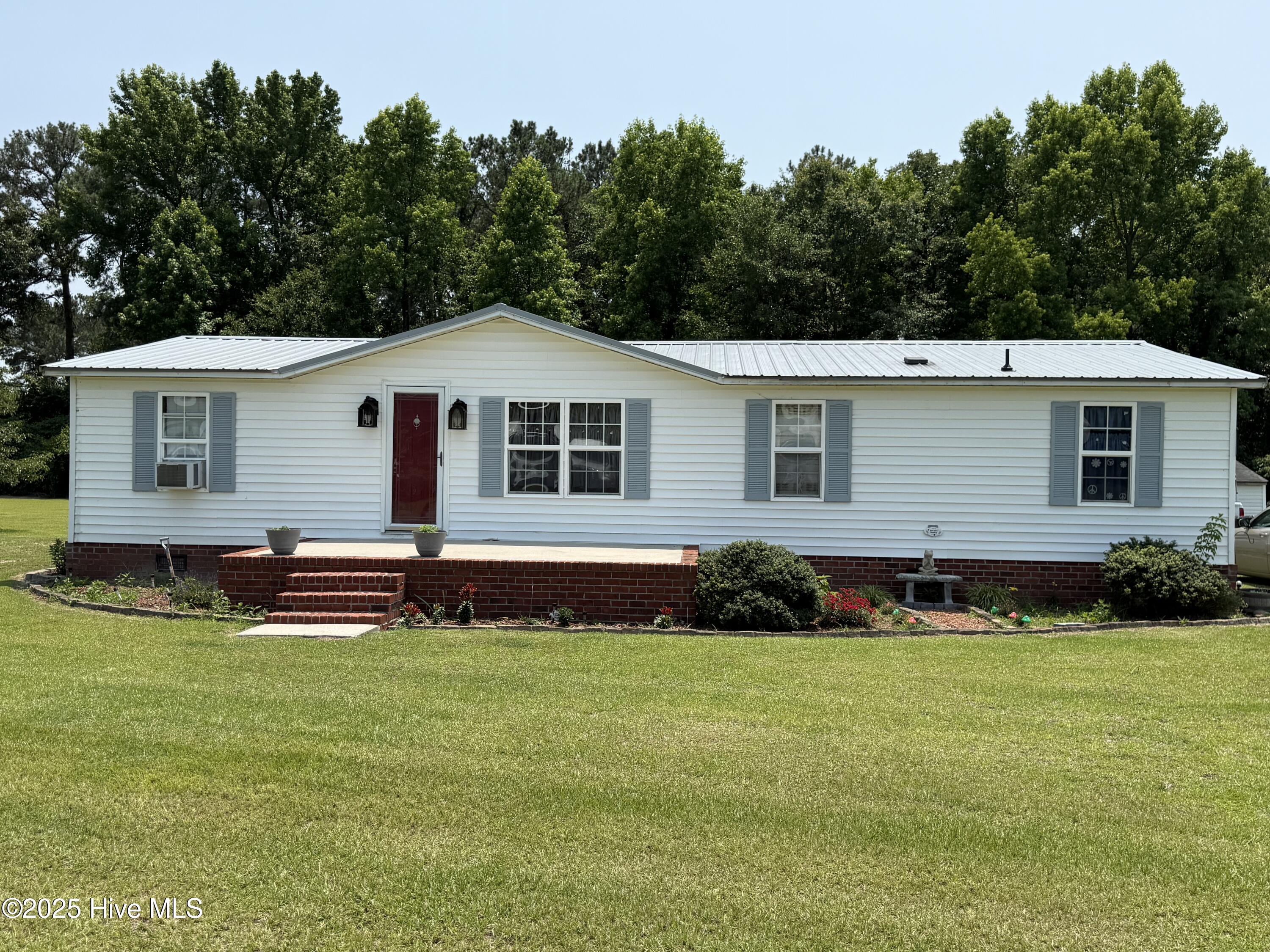 504 Dark Horse Lane Property Photo 1