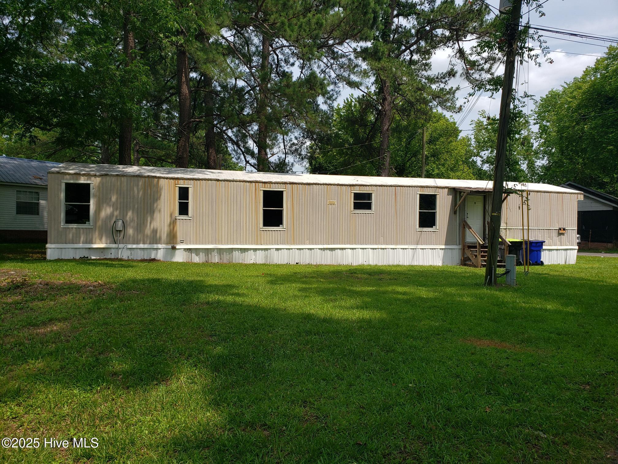 200 Scrimon Street Property Photo 1