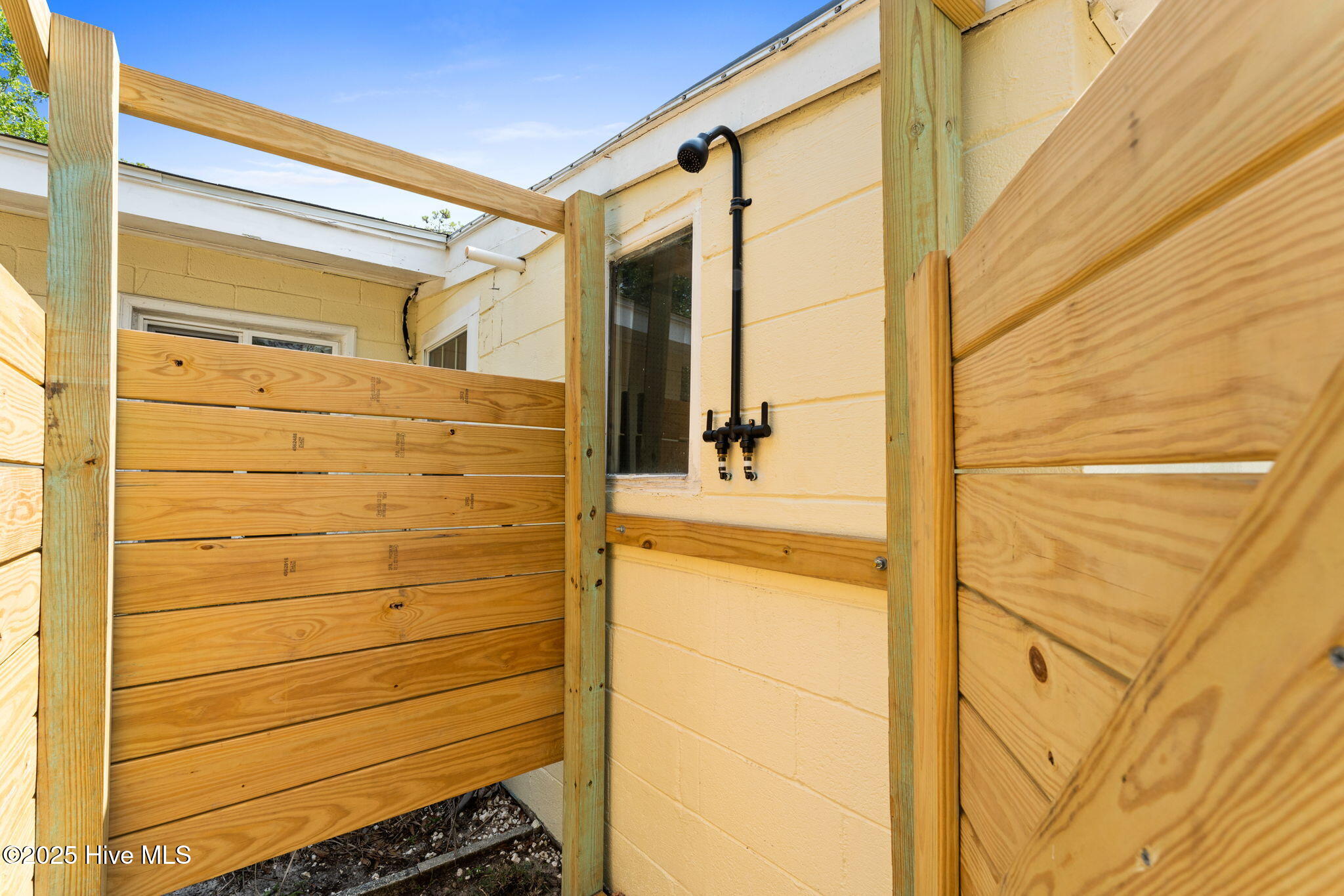 115 Ne 66th Street Property Photo 41