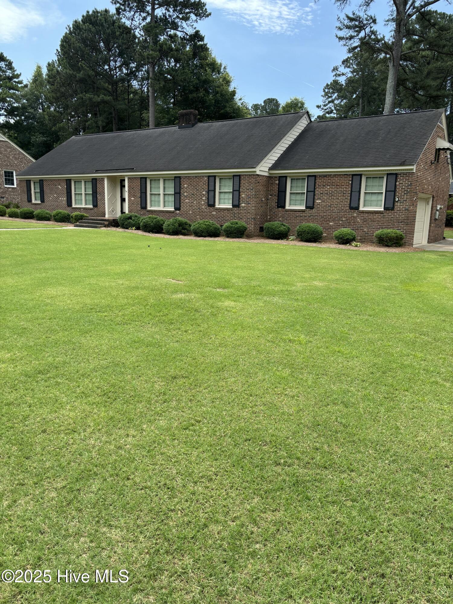 211 Forest Hills Road Property Photo