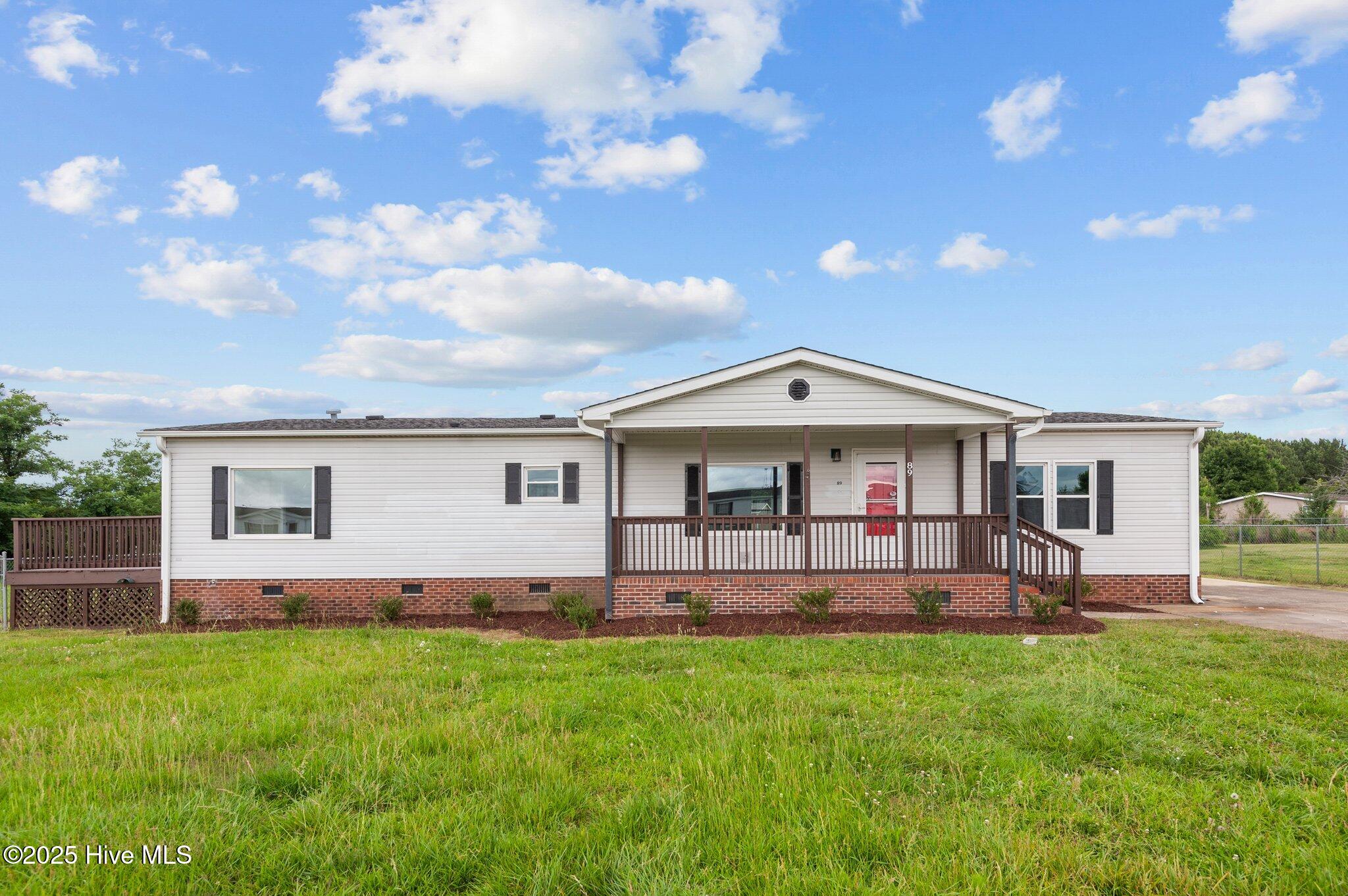 89 Winding Lane