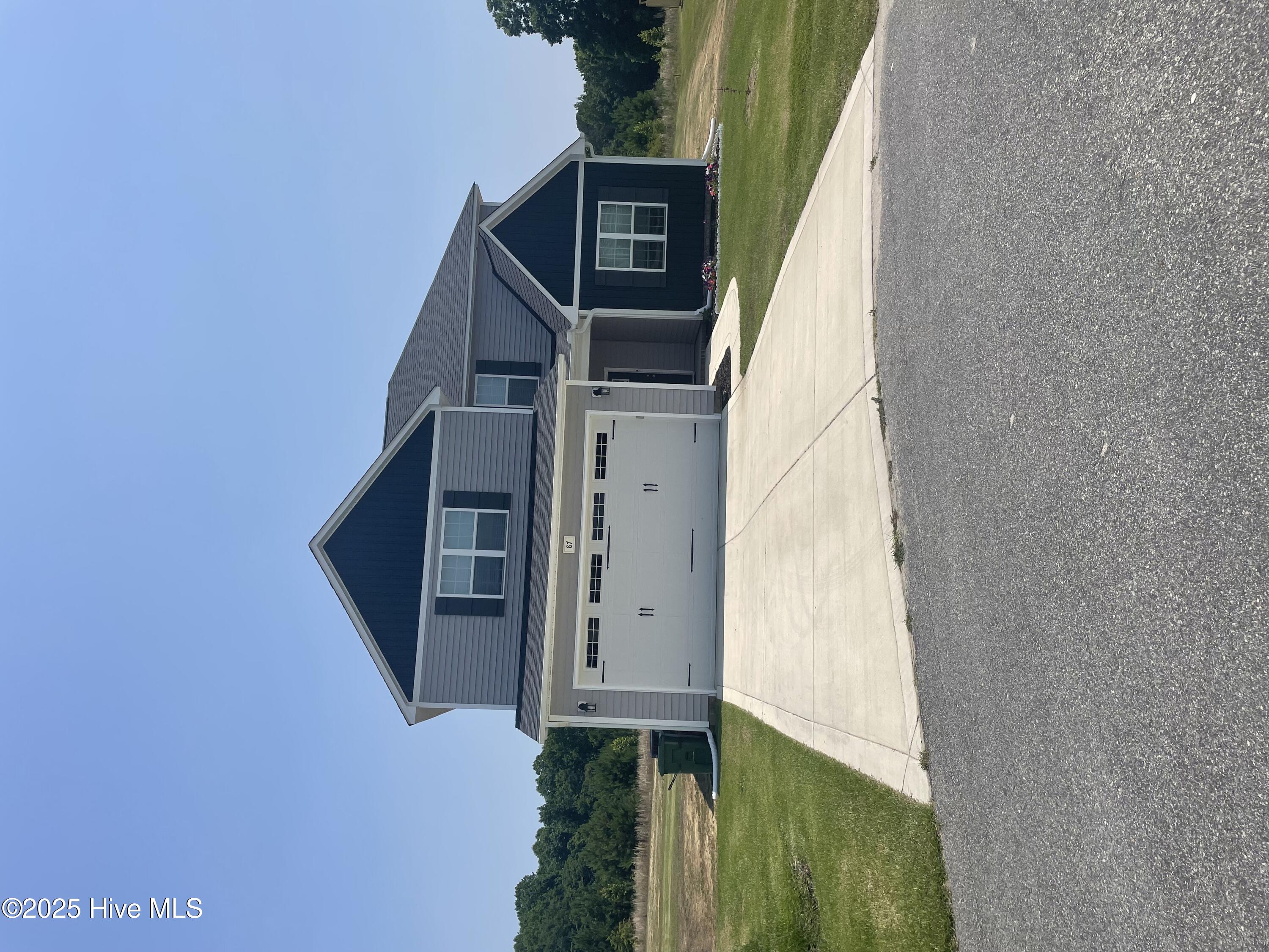 87 Sun Meadow Circle Property Photo 1