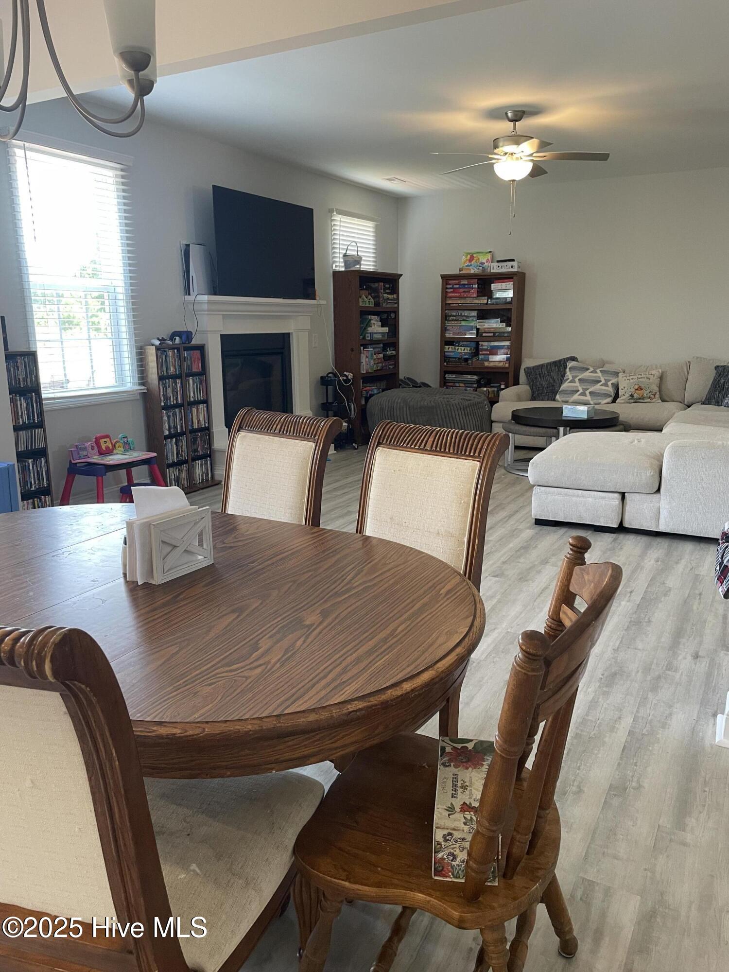 87 Sun Meadow Circle Property Photo 3