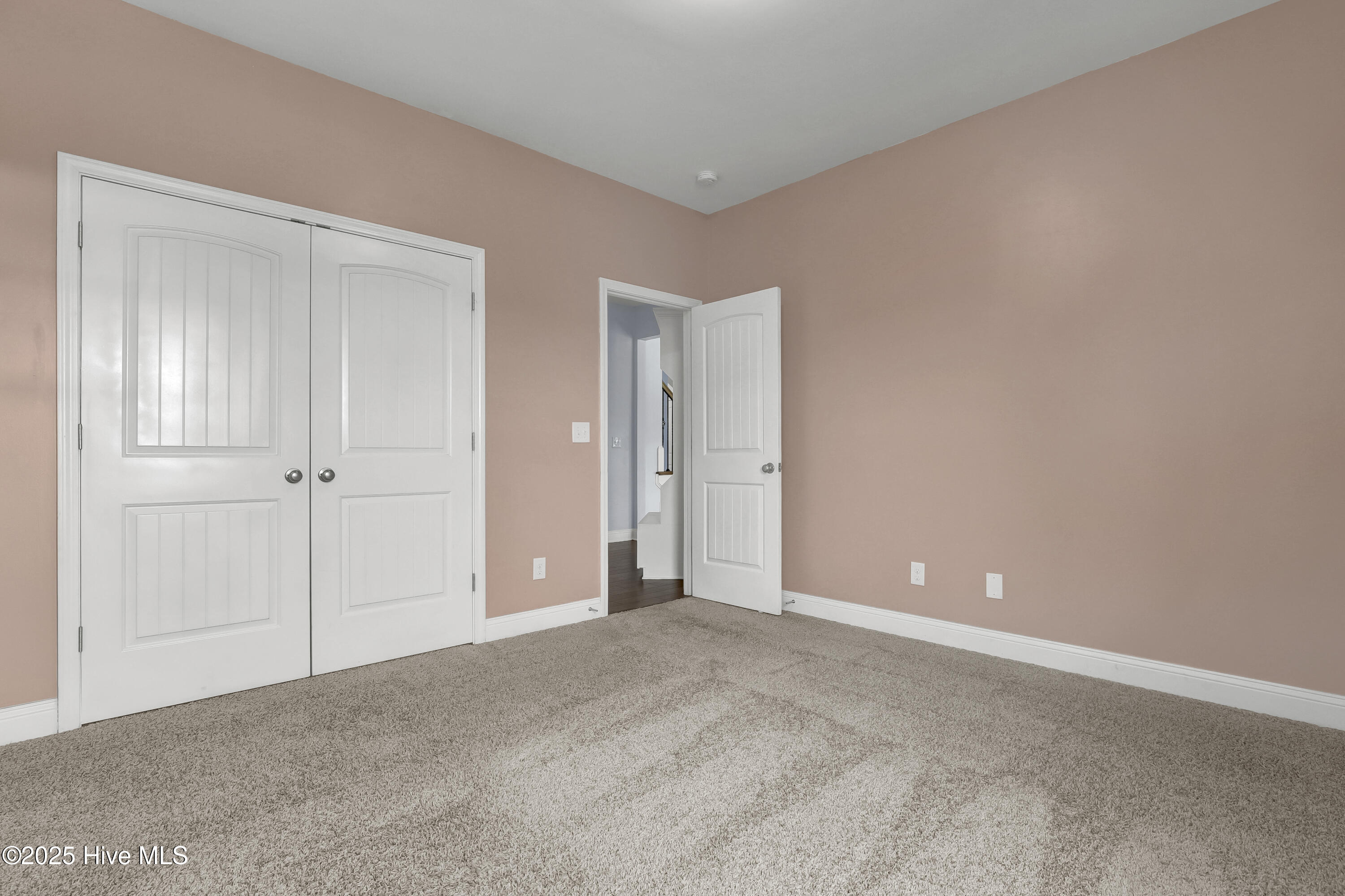 557 Saratoga Road Property Photo 19