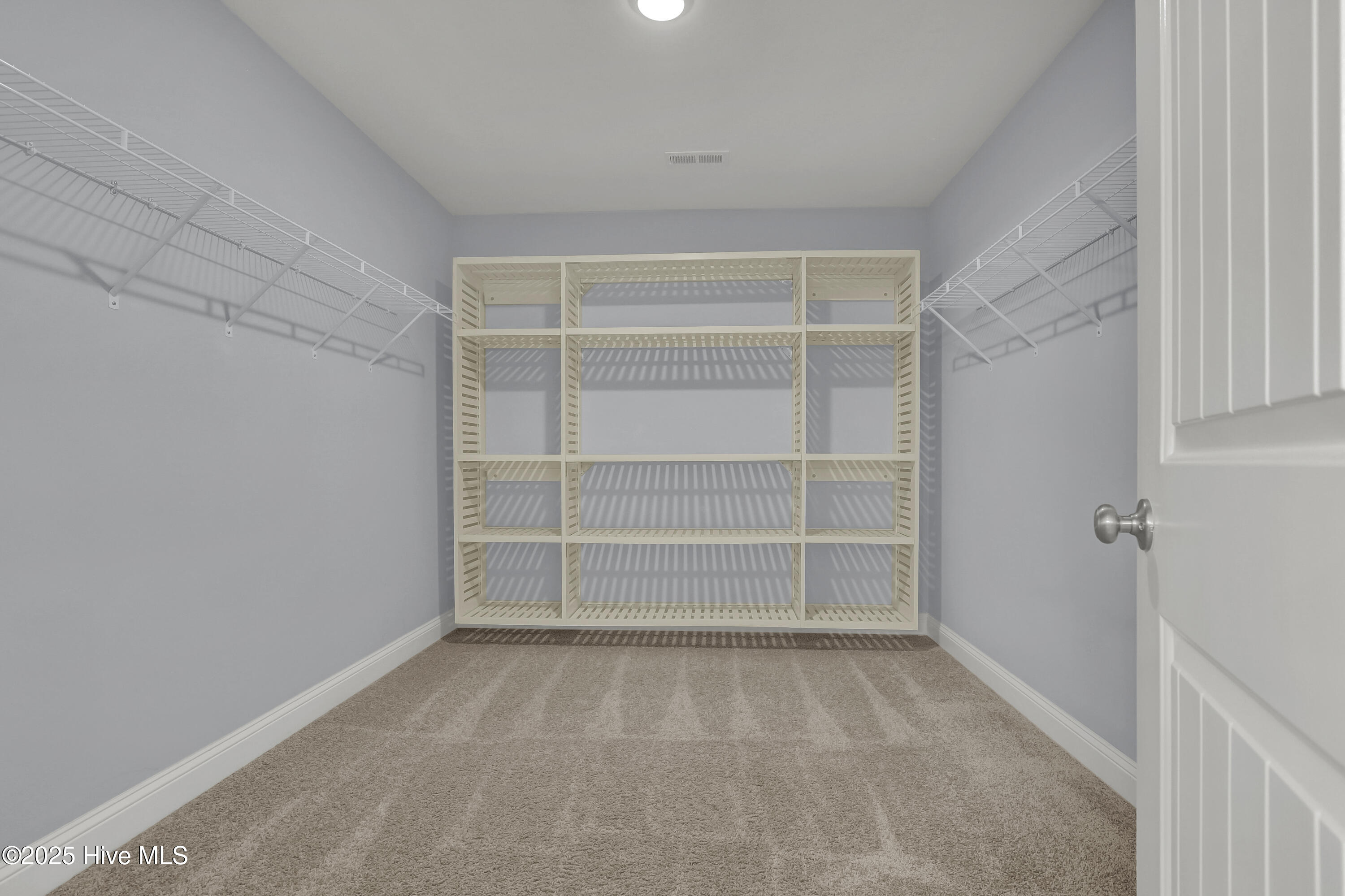 557 Saratoga Road Property Photo 28