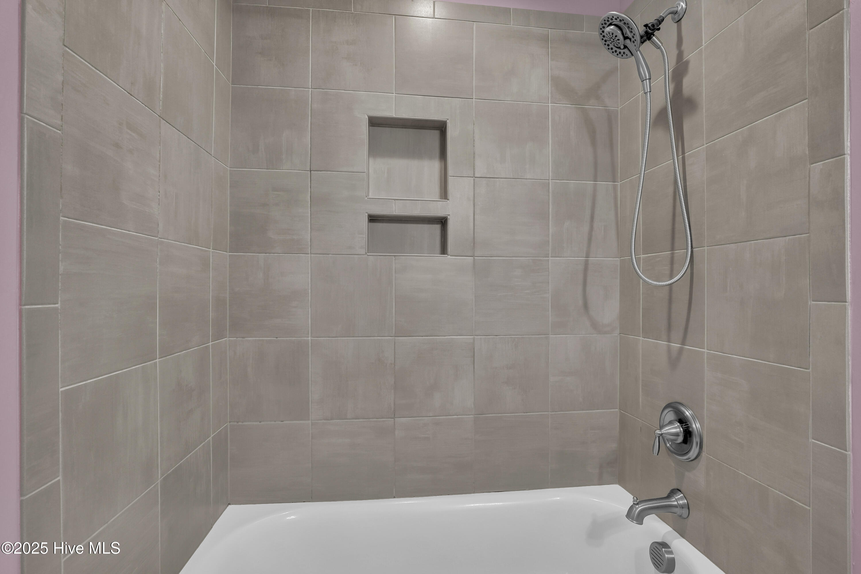 557 Saratoga Road Property Photo 33