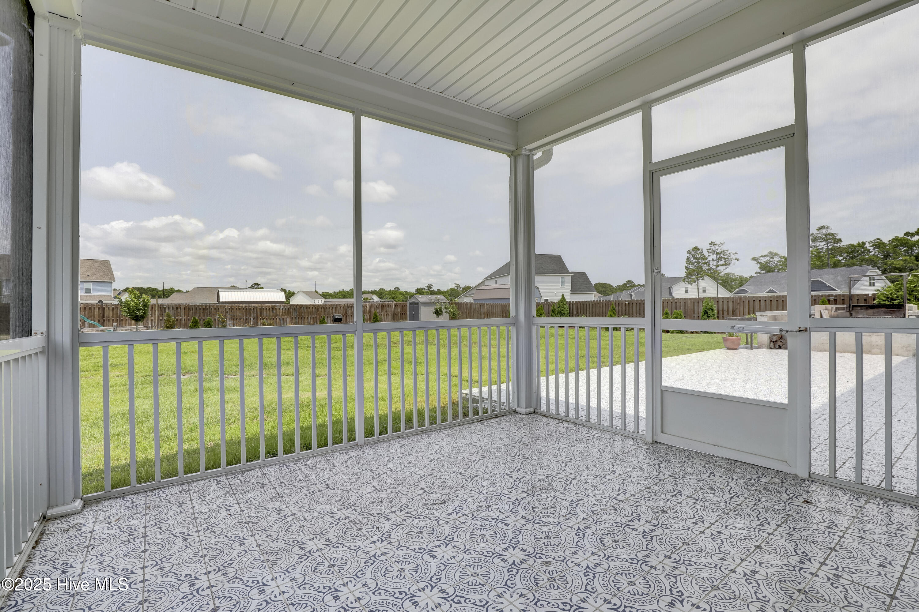 557 Saratoga Road Property Photo 42