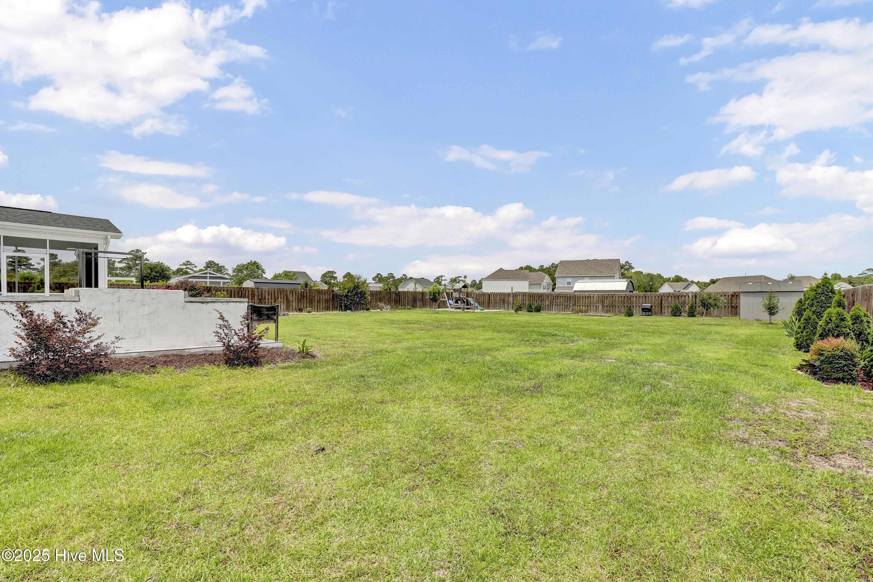557 Saratoga Road Property Photo 45
