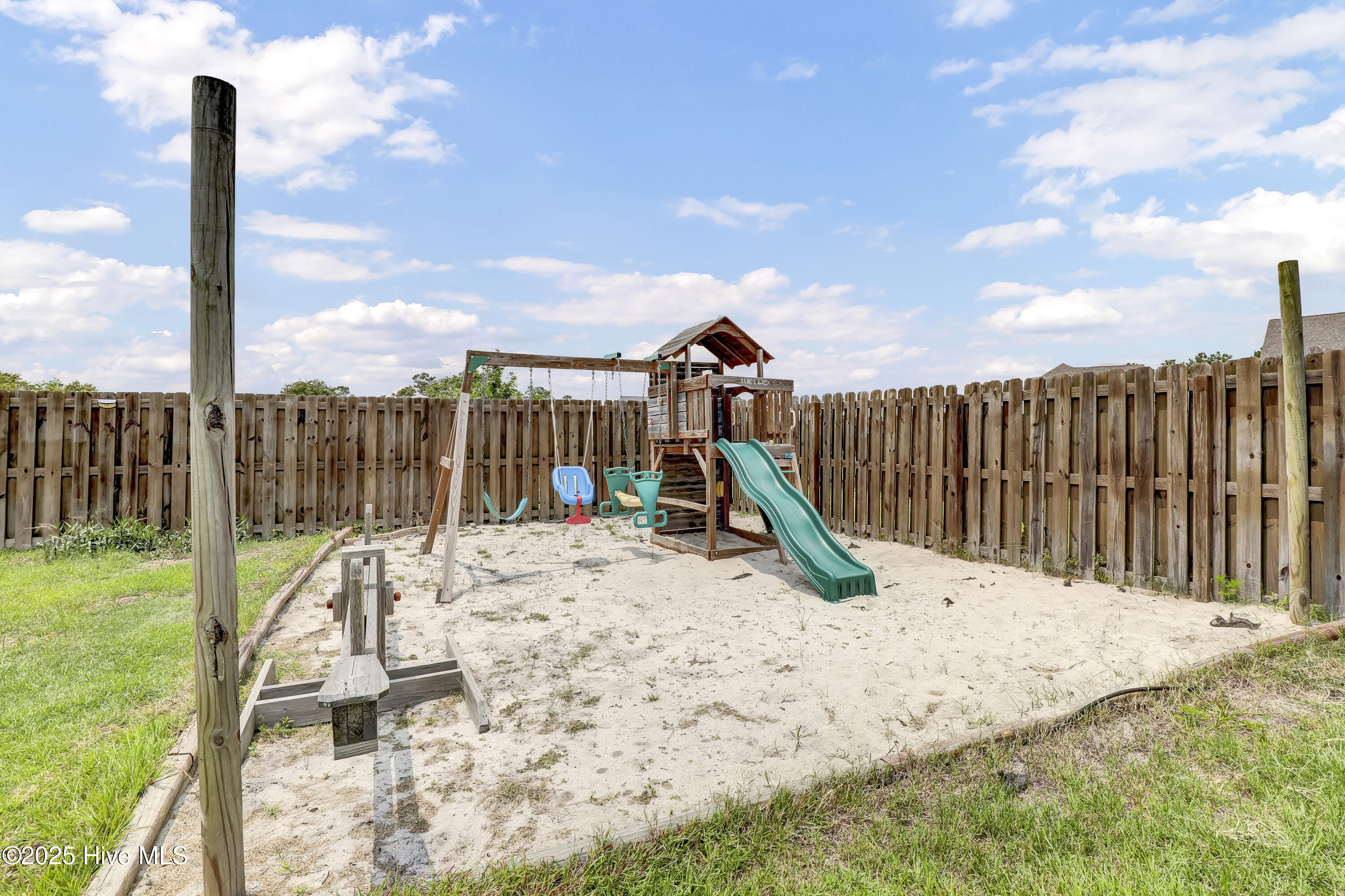 557 Saratoga Road Property Photo 48