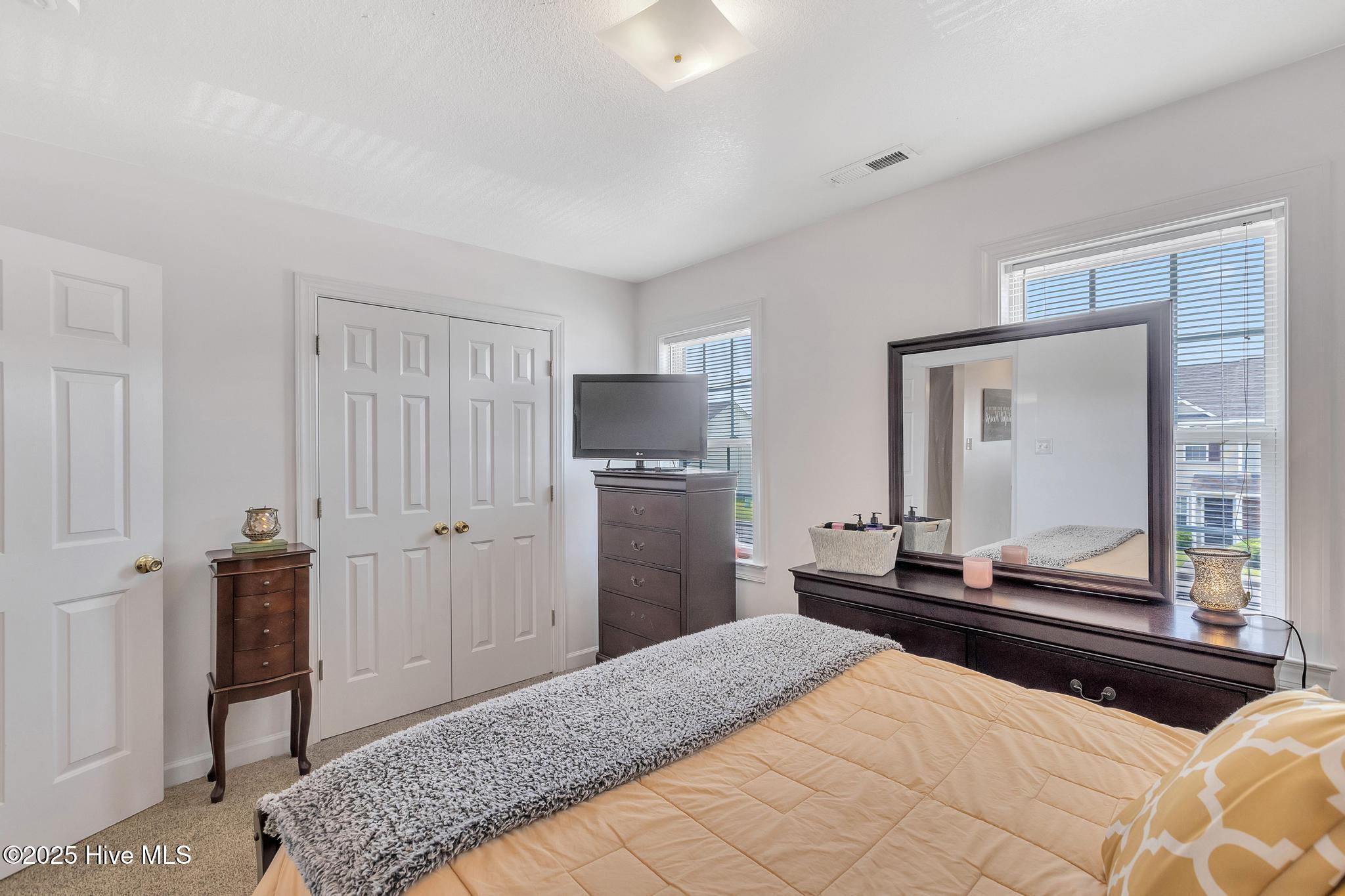 208 Bridgewood Drive Property Photo 12
