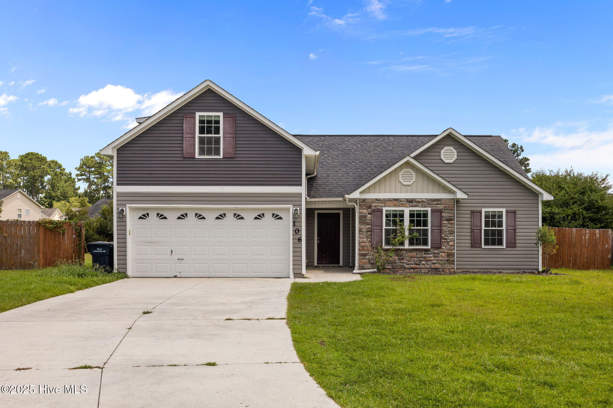 106 Ironwood Court Property Photo 1