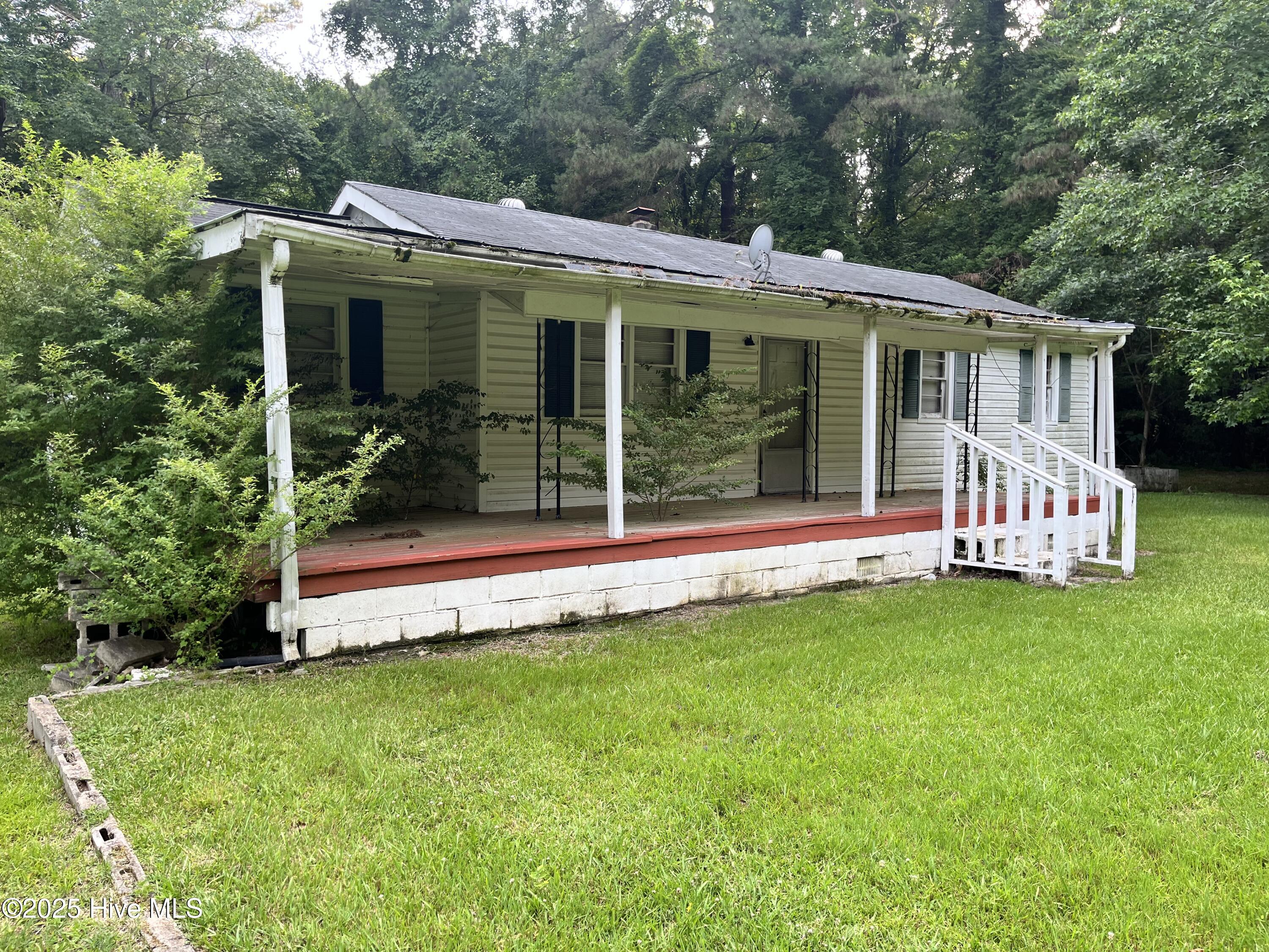 1222 Shady Grove Road Property Photo 1