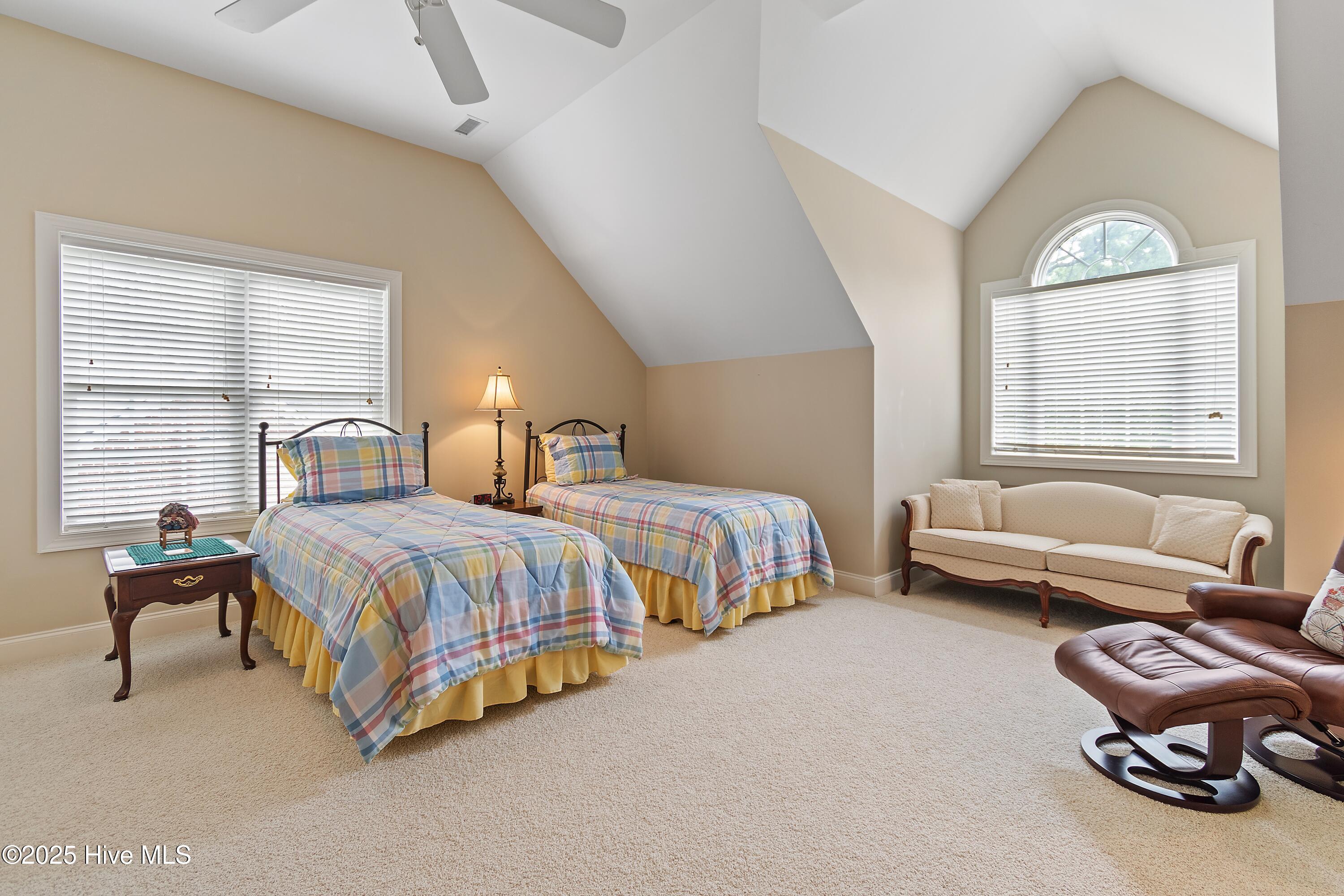 3254 Beaver Creek Drive Property Photo 40