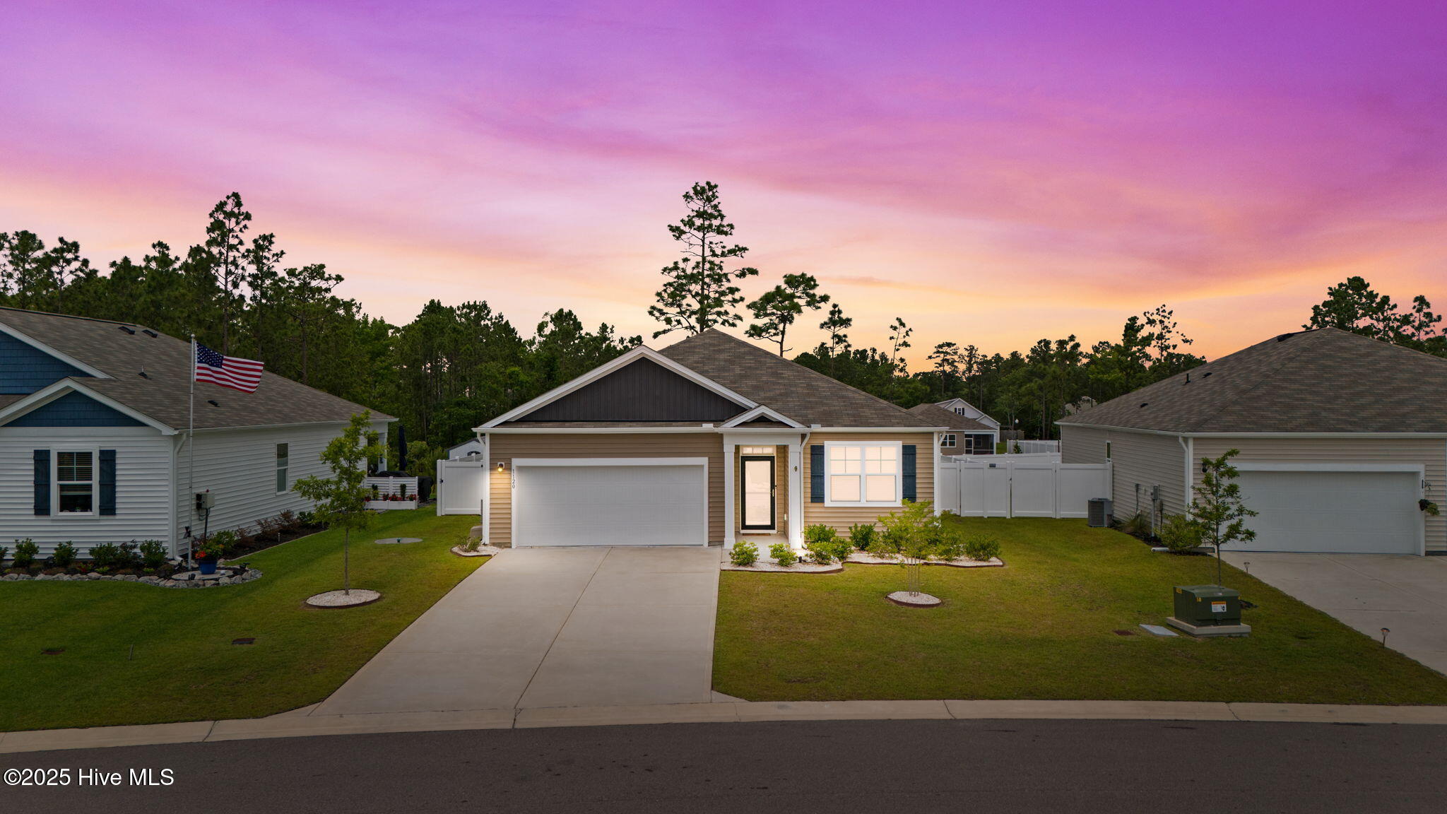 1120 Burled Oak Ridge Loop Property Photo 1