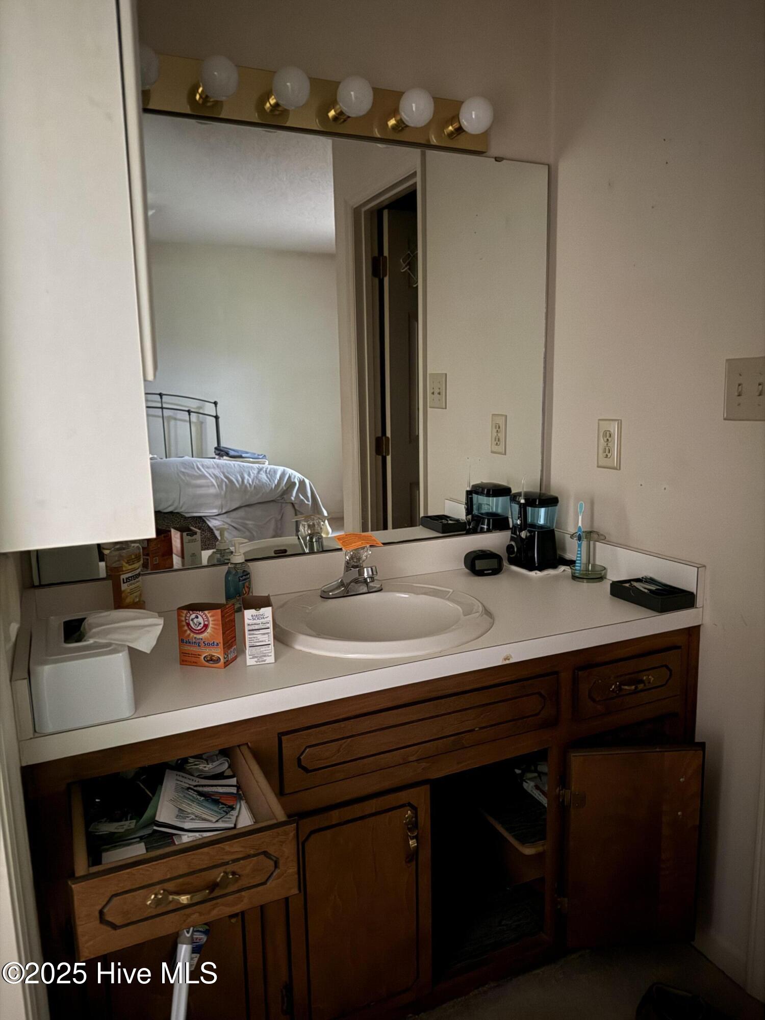 535 Hillcrest Drive Property Photo 16