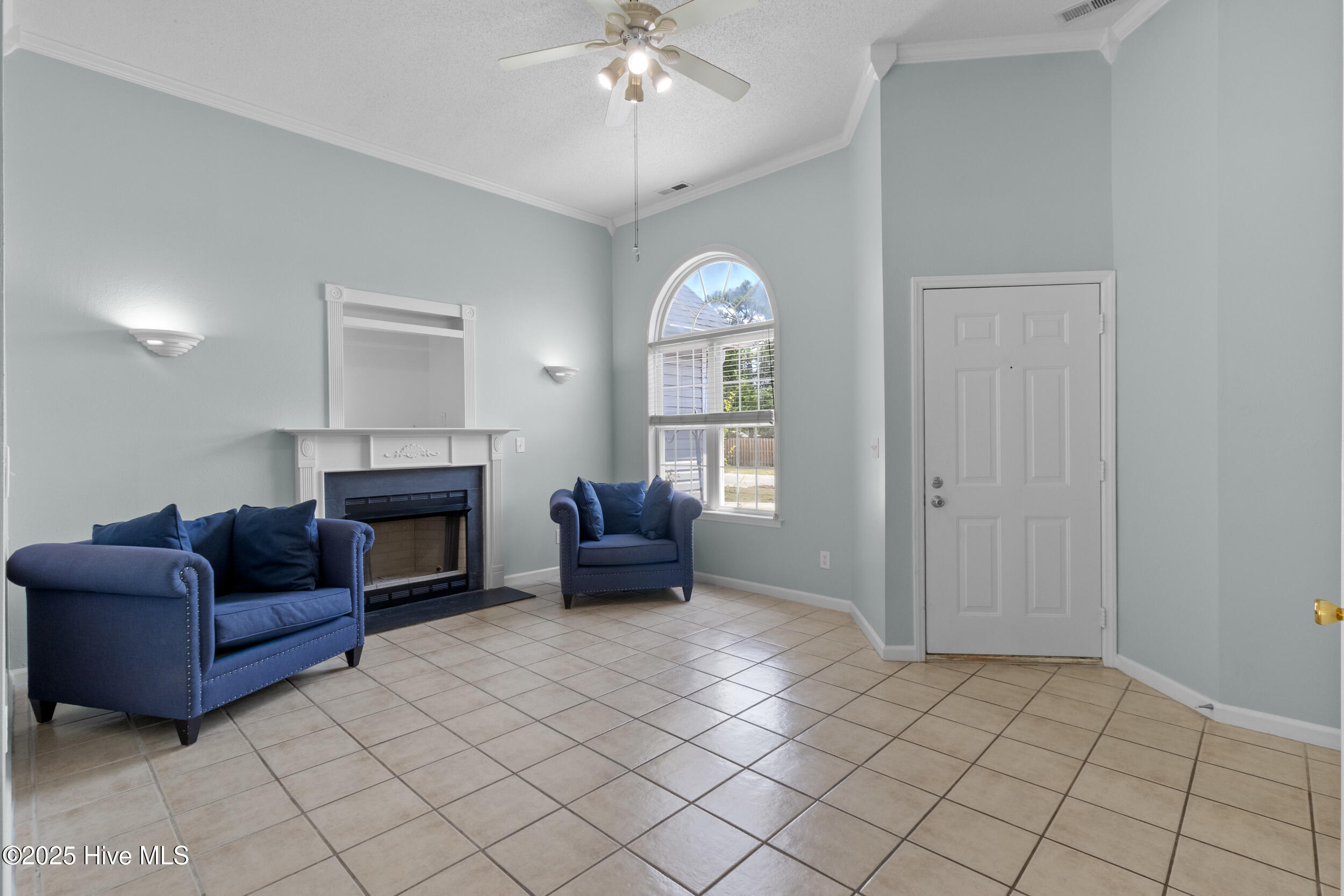 1001 Windgate Drive Property Photo 1