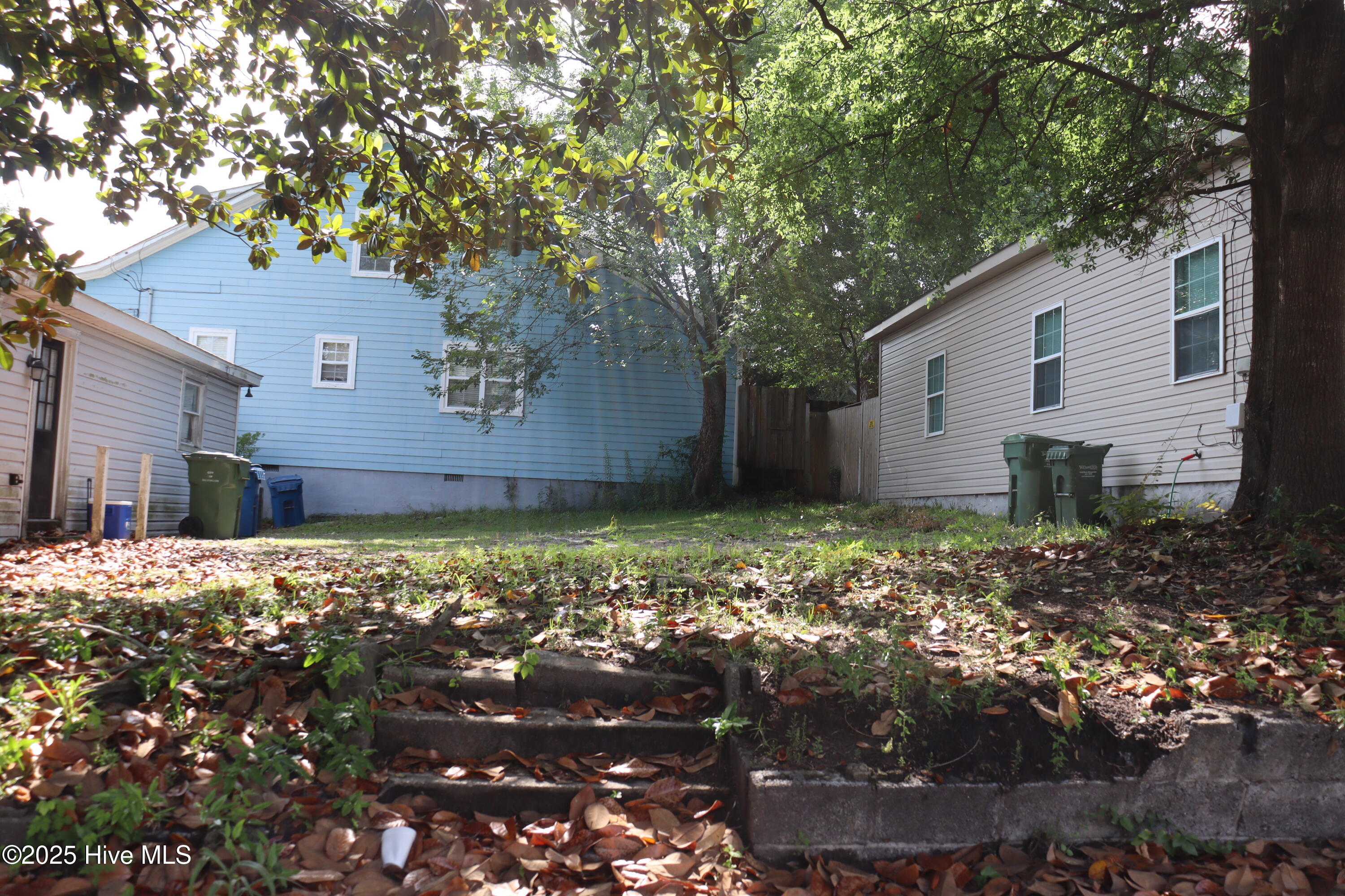 703 N 11 Street Property Photo 1