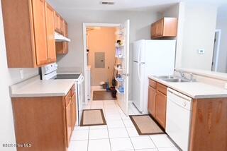 5610 Carolina Beach Road Unit 6 Property Photo 8