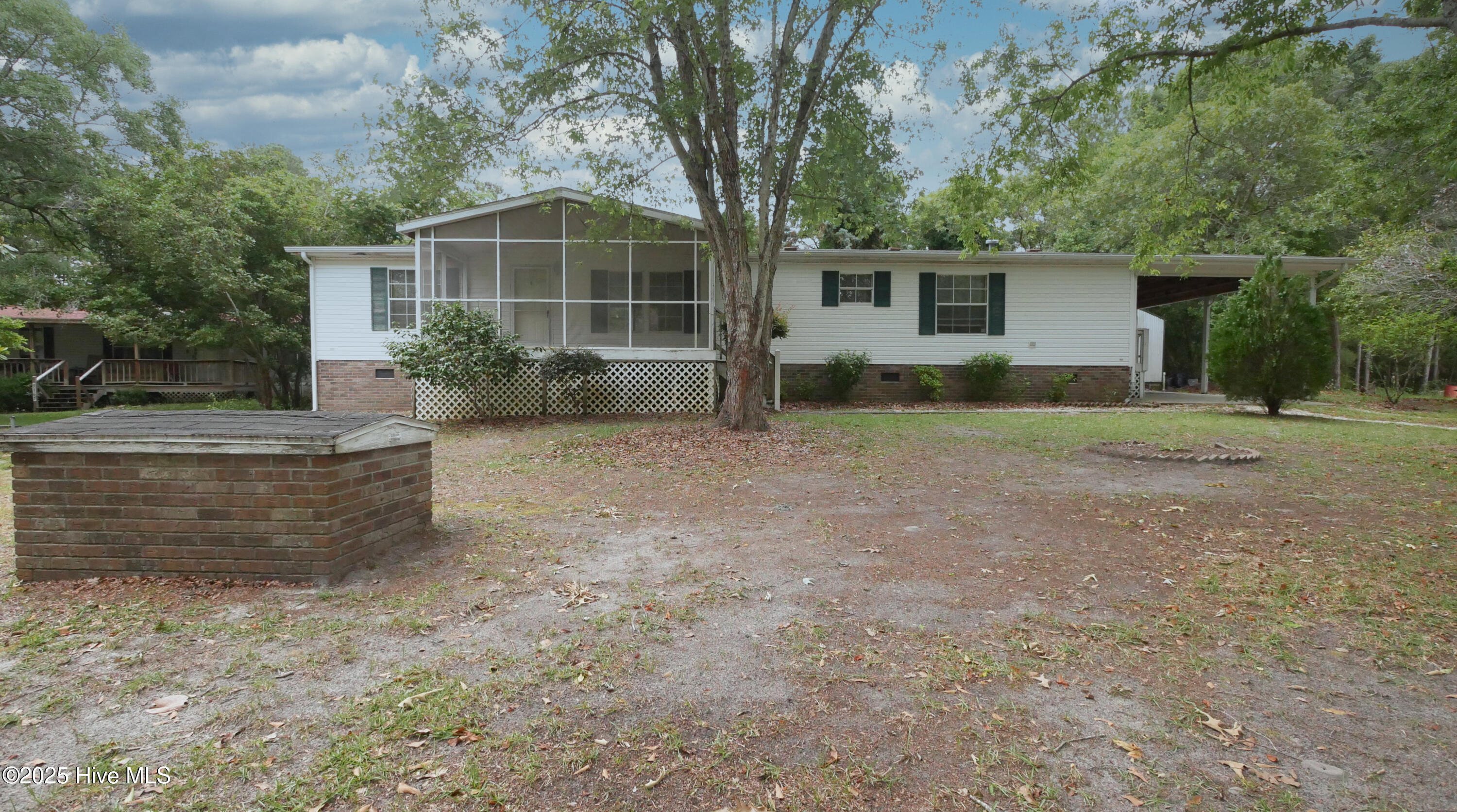 5167 Hummingbird Drive Property Photo 1
