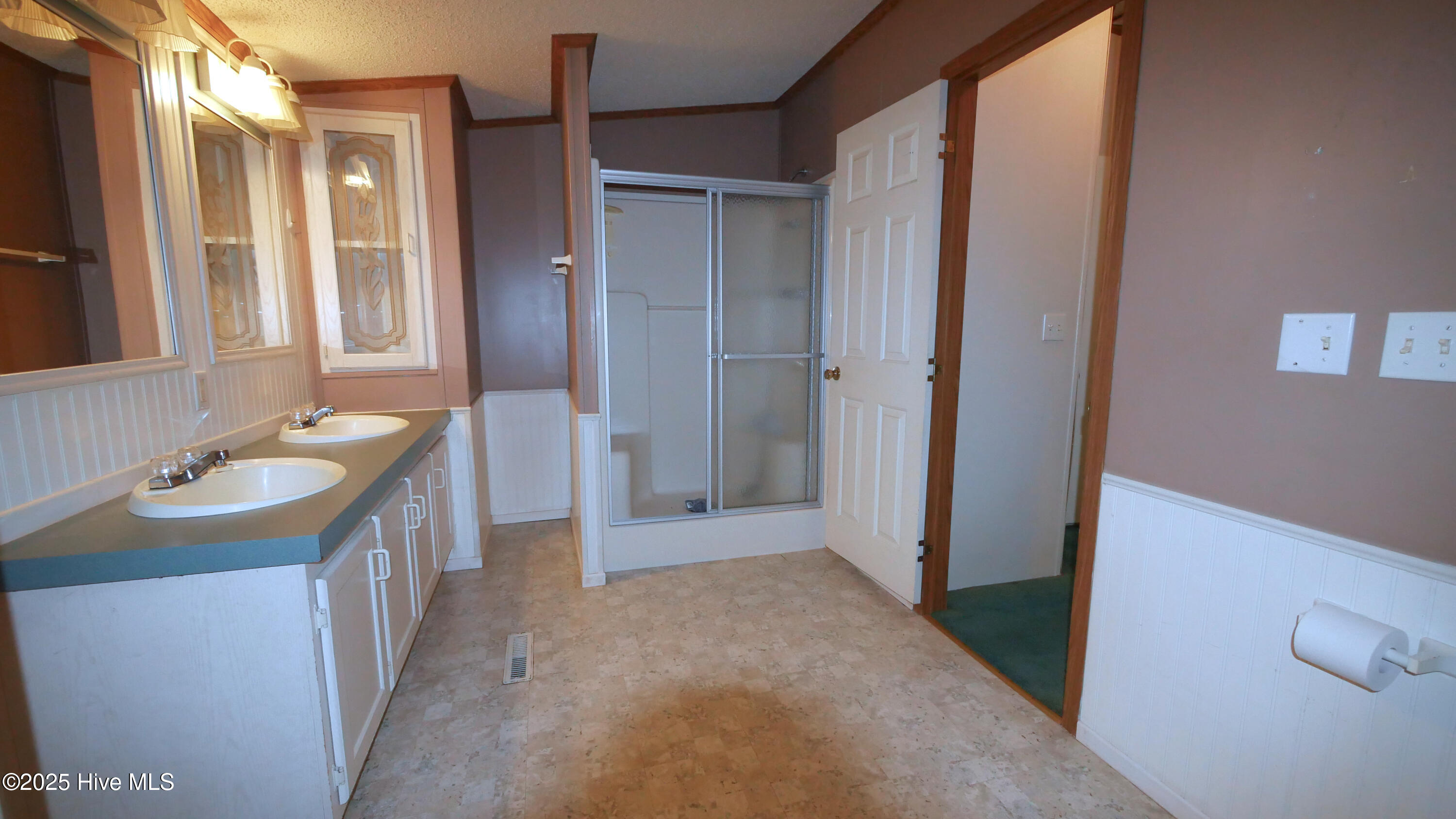 5167 Hummingbird Drive Property Photo 21