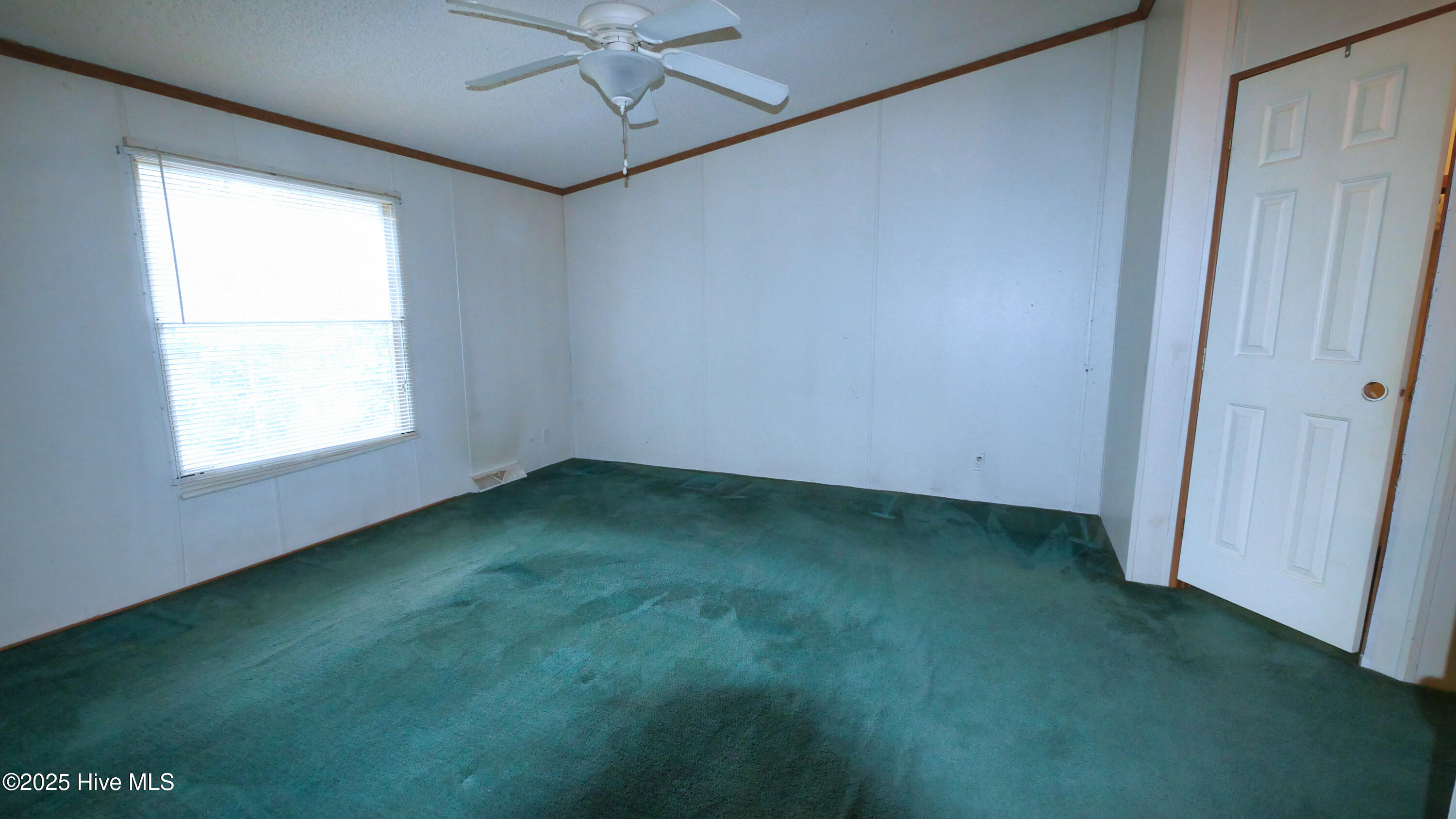 5167 Hummingbird Drive Property Photo 23