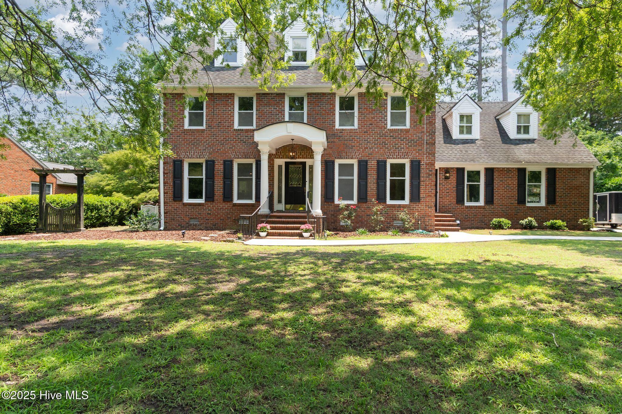 1013 Colleton Way Property Photo 1