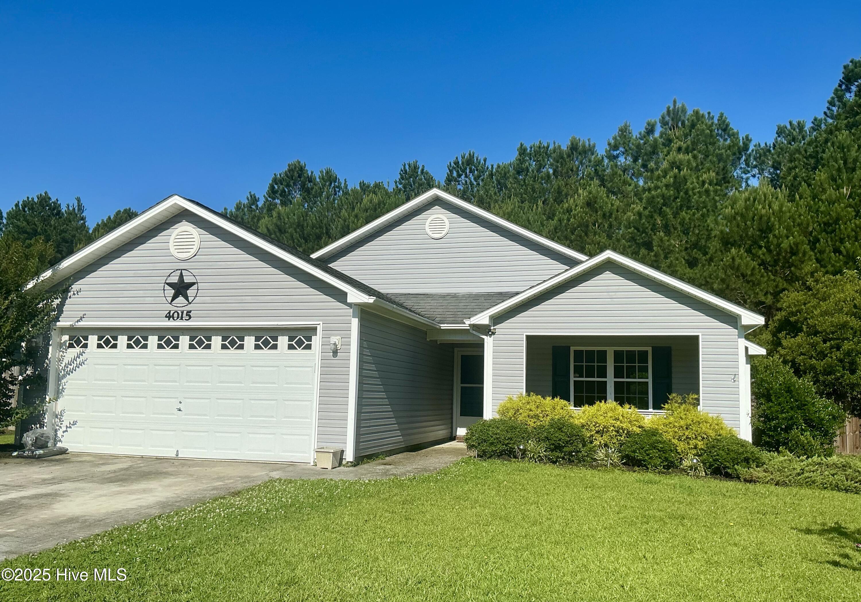 4015 W T Whitehead Drive Property Photo 1