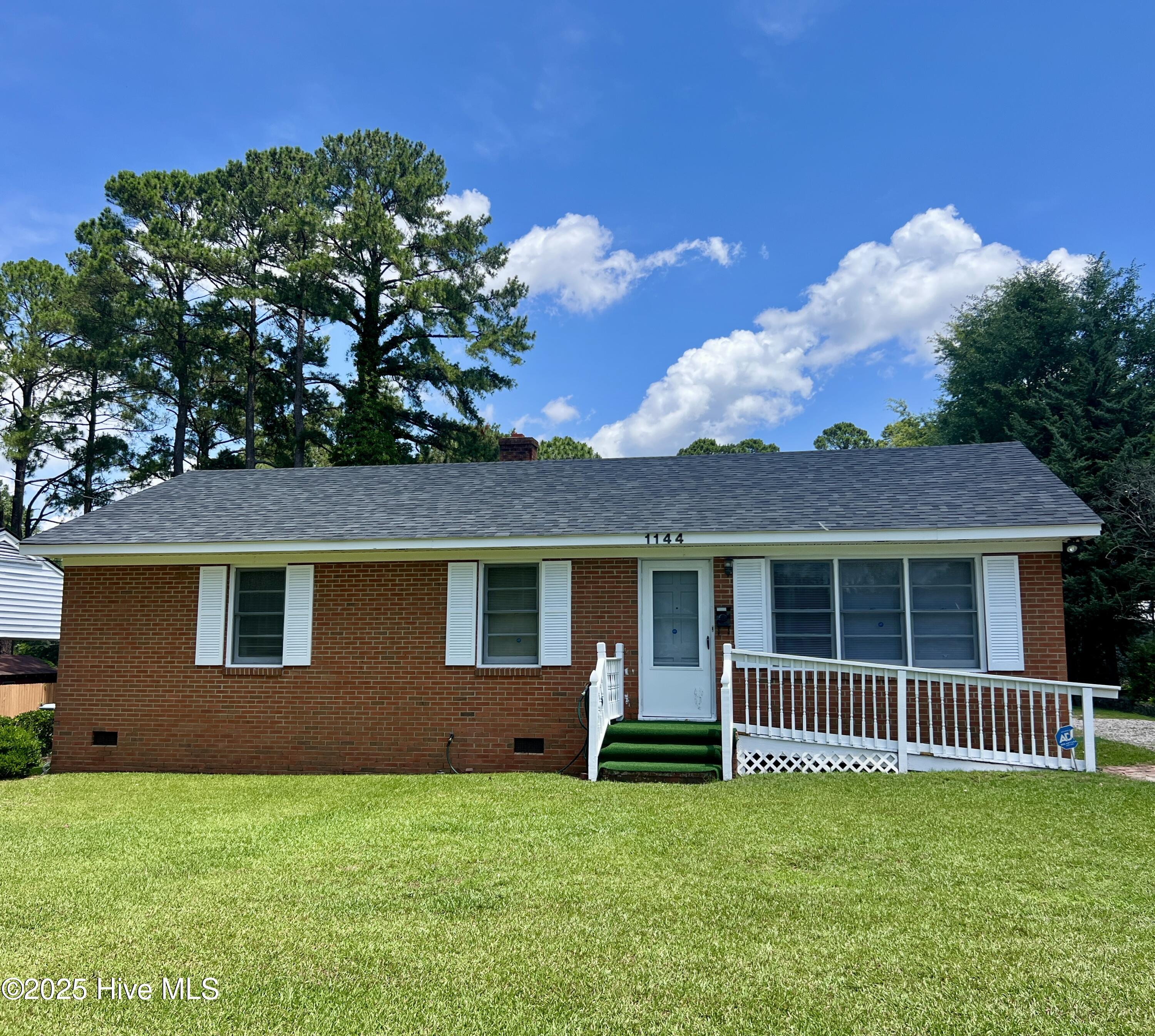 1144 Nashville Road Property Photo 1