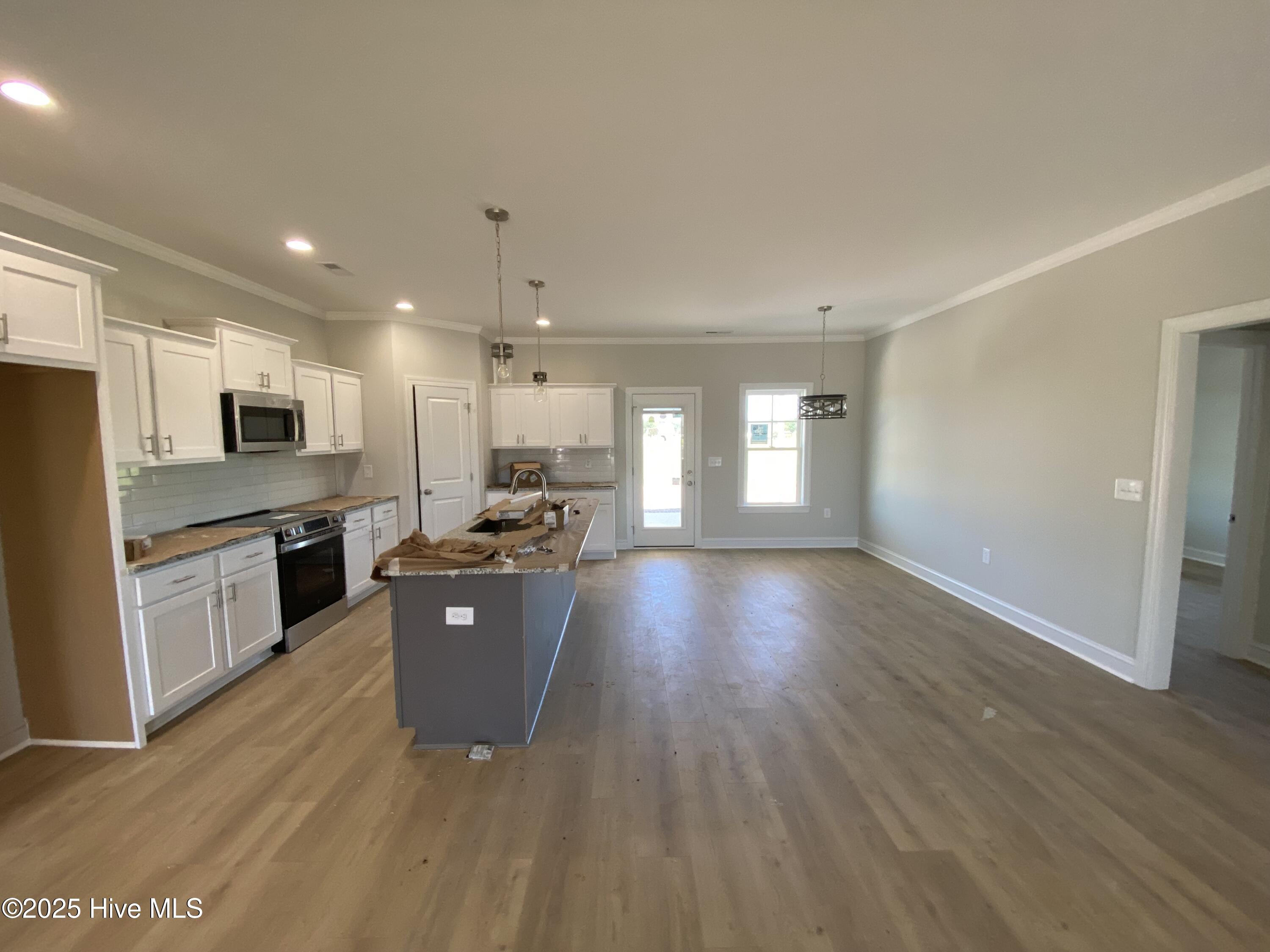 217 Rae Drive Property Photo 3