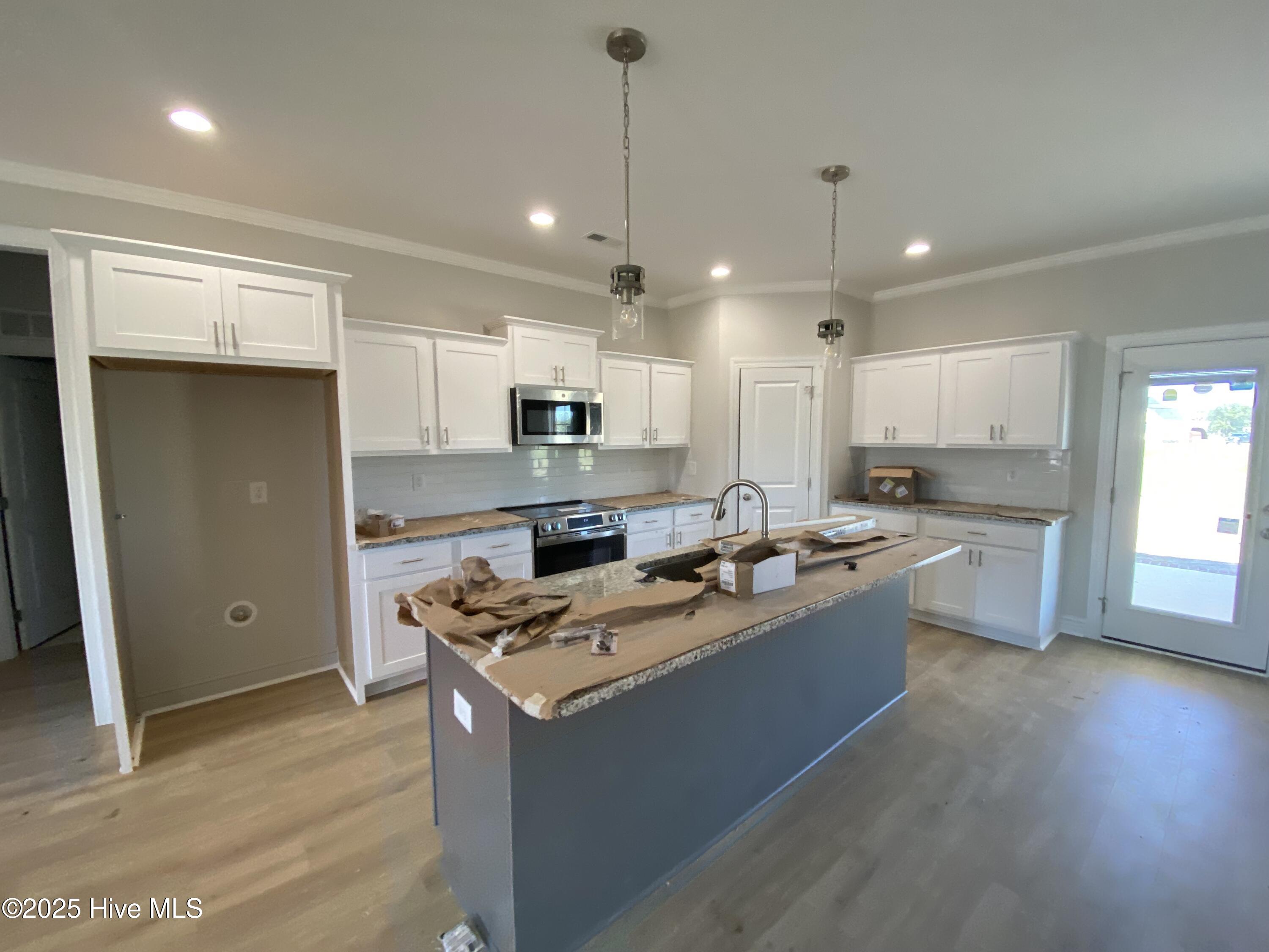 217 Rae Drive Property Photo 4