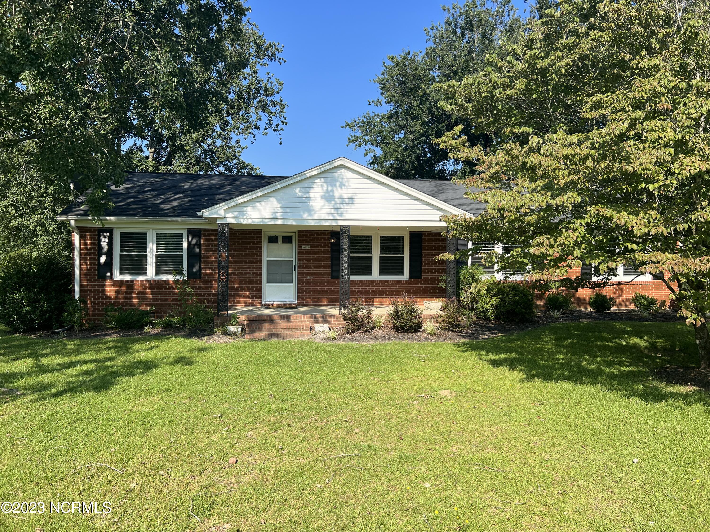 3414 Lee Avenue Property Photo 1