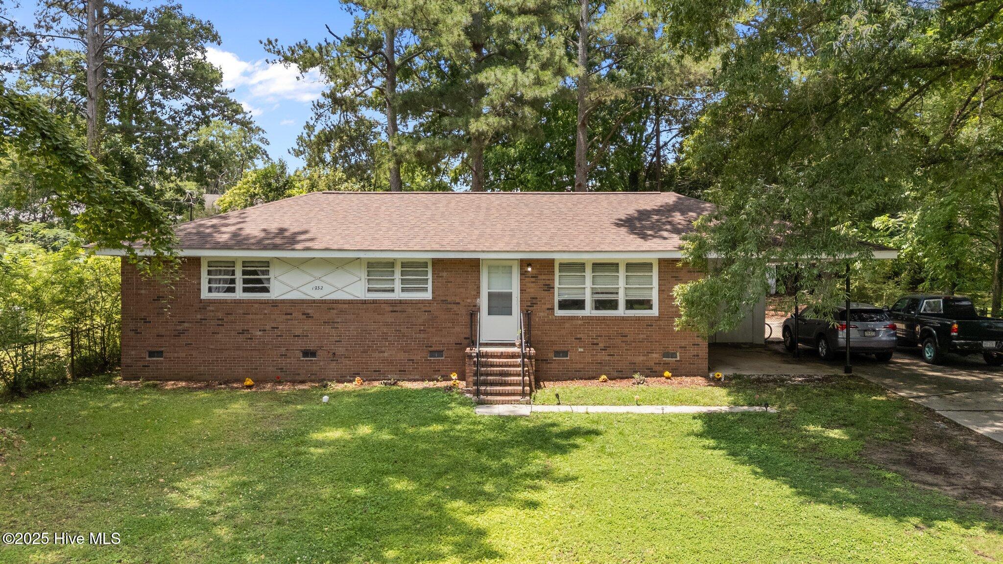 1832 Blandwood Drive Property Photo 1