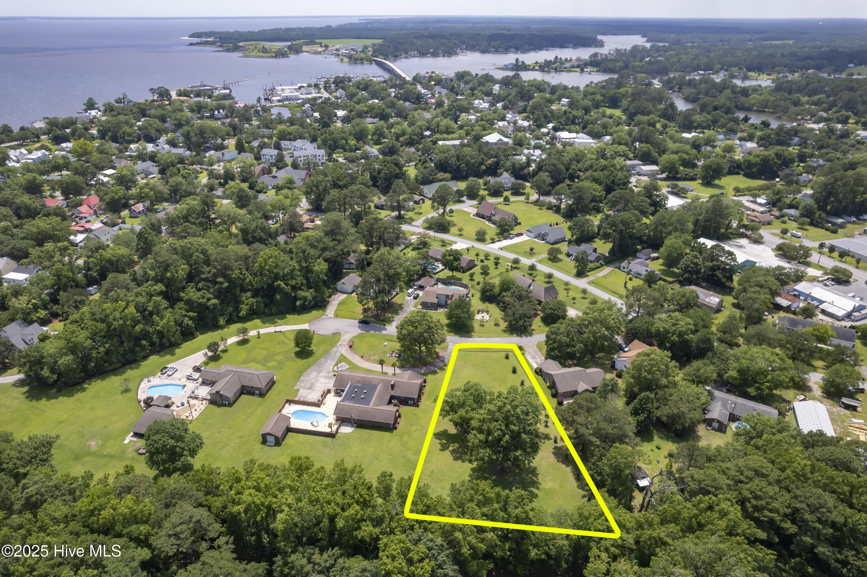 109 Pittman Circle Property Photo 5