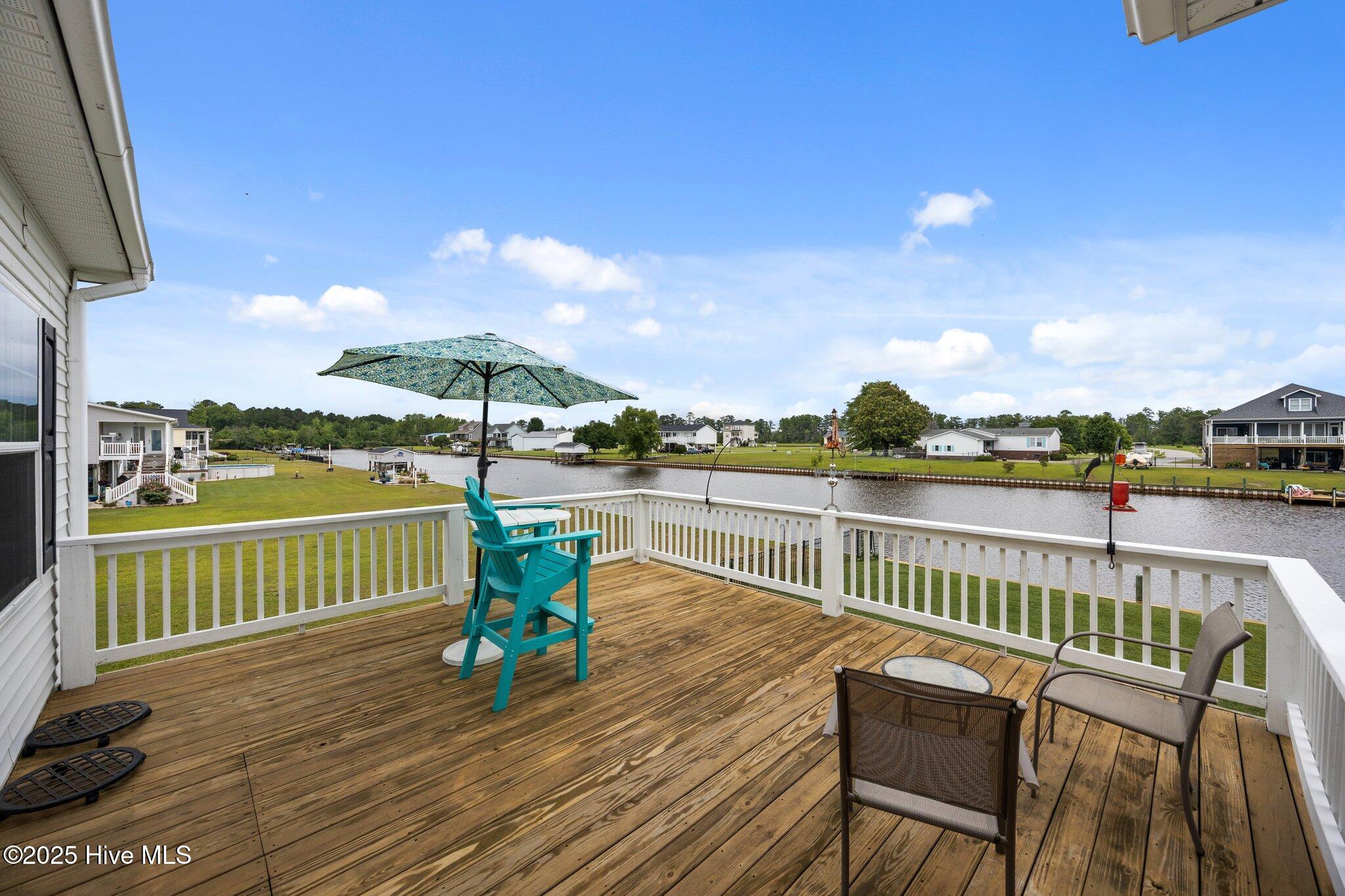 312 Goose Landing Road Property Photo 4