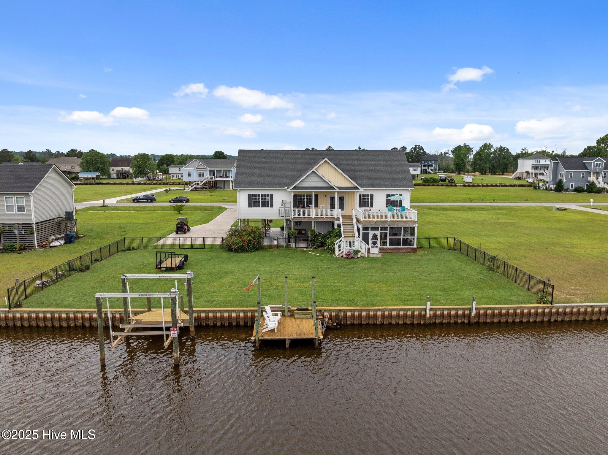 312 Goose Landing Road Property Photo 5