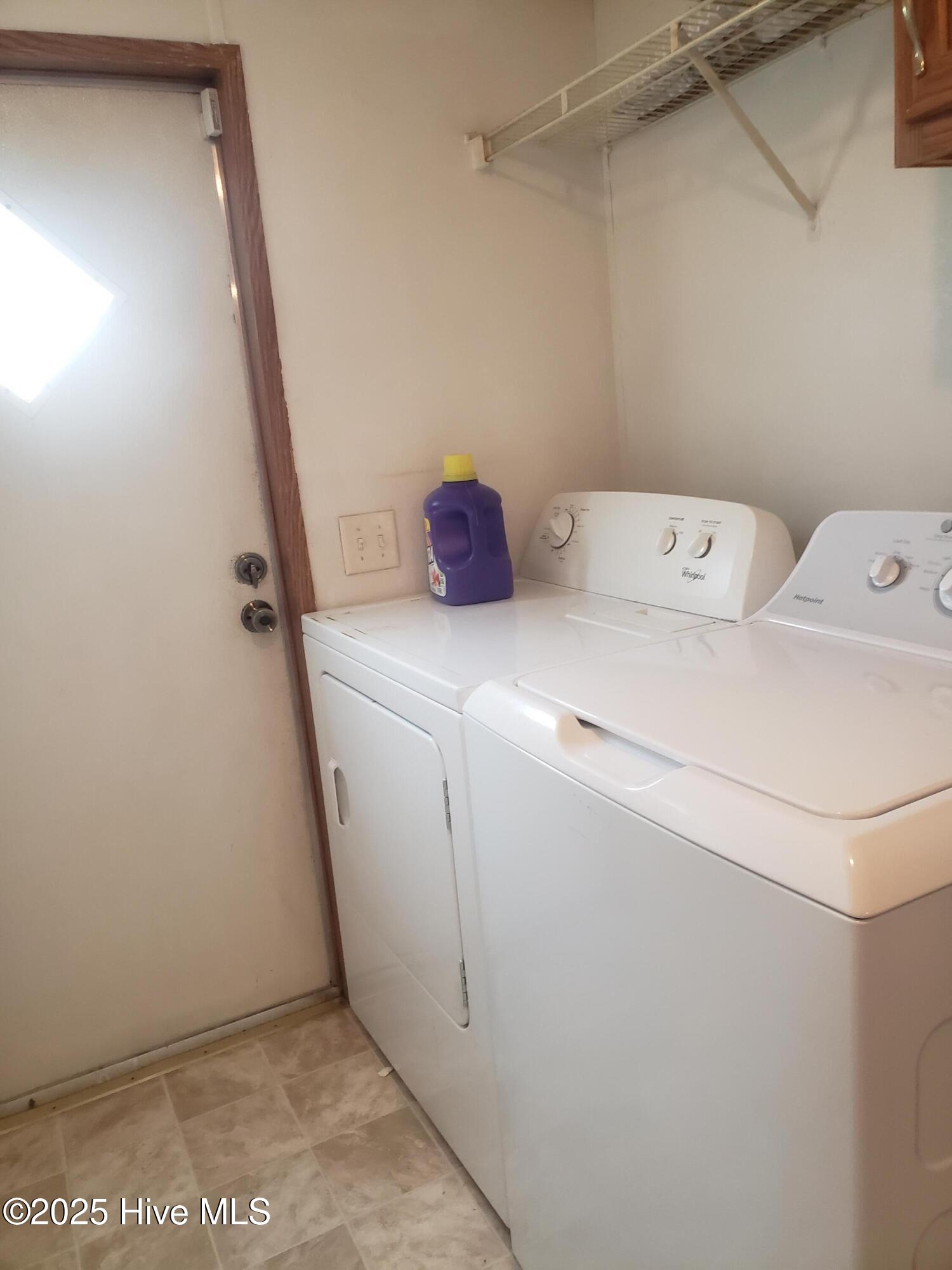 2090 Peter Grant Road Property Photo 21