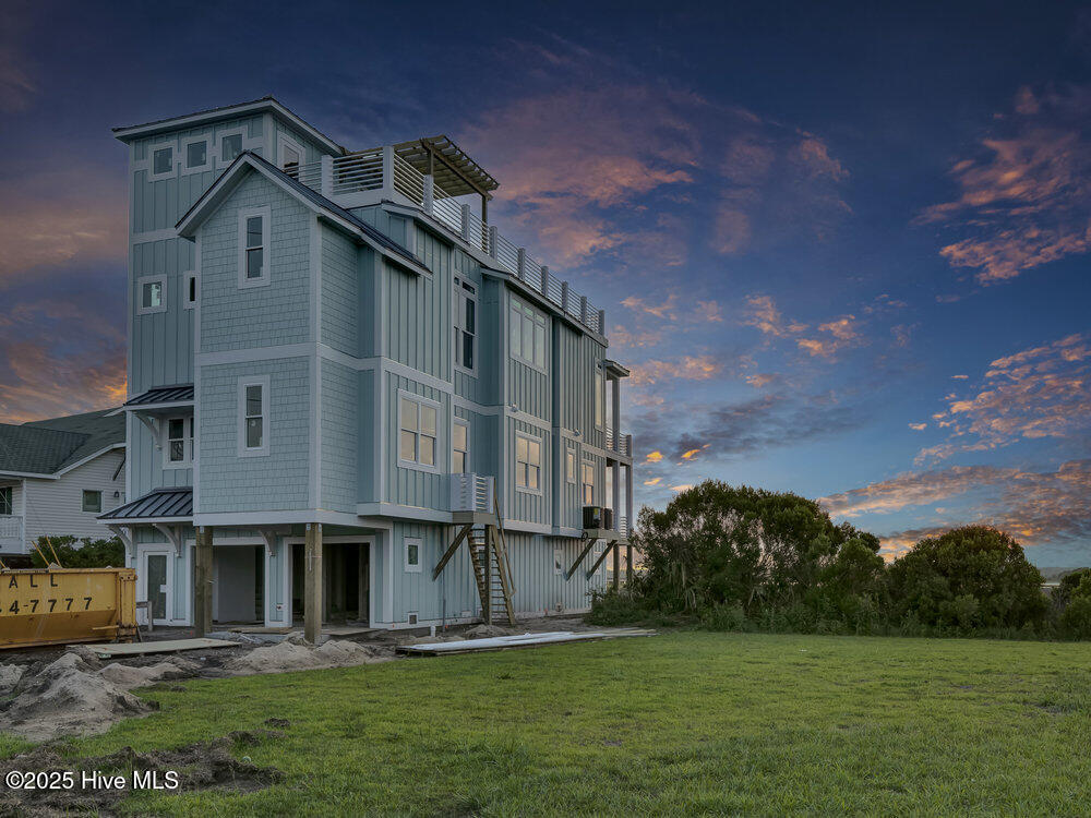 825 S Topsail Drive Property Photo 1