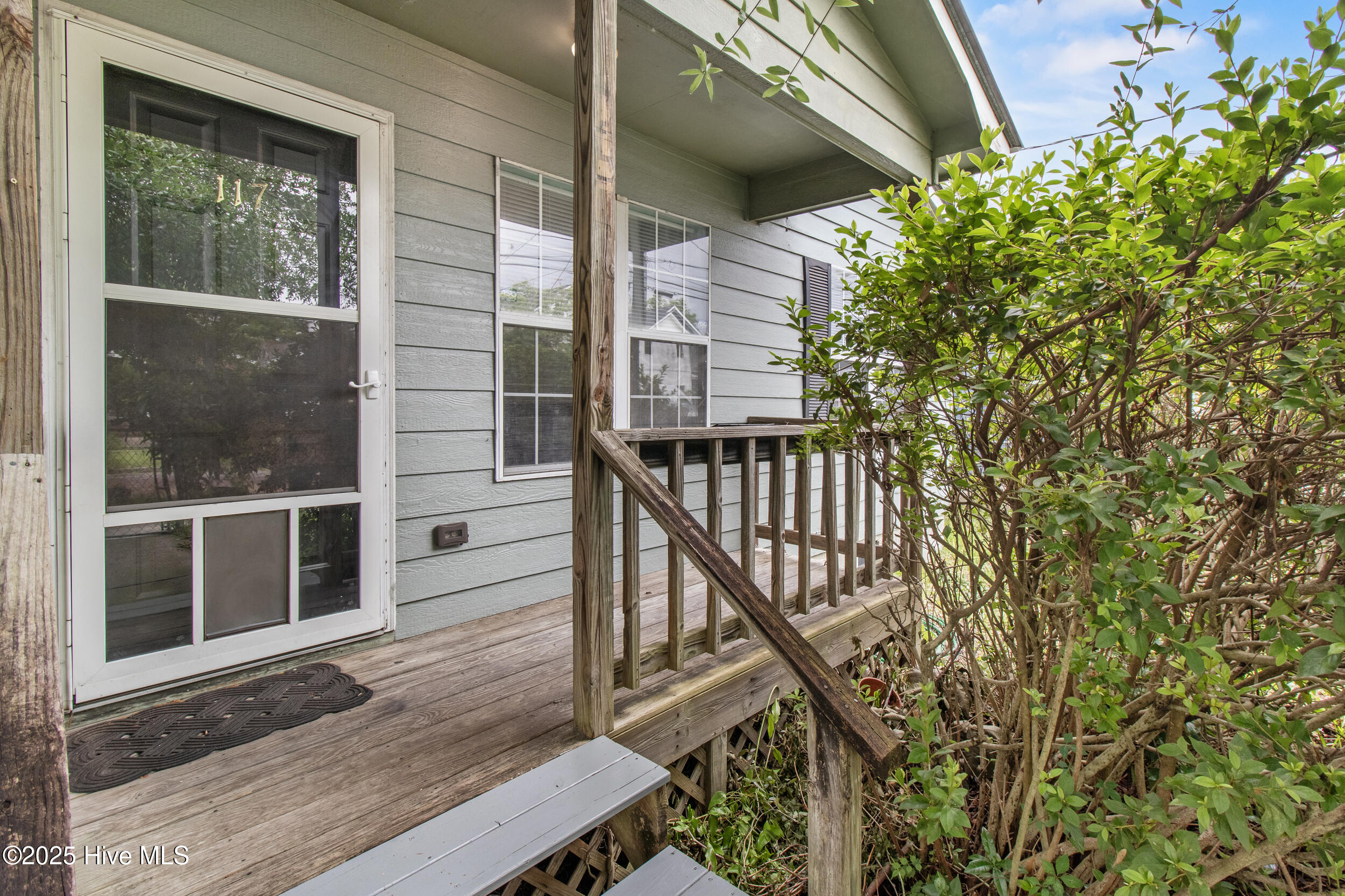 117 S 13th Street Property Photo 5