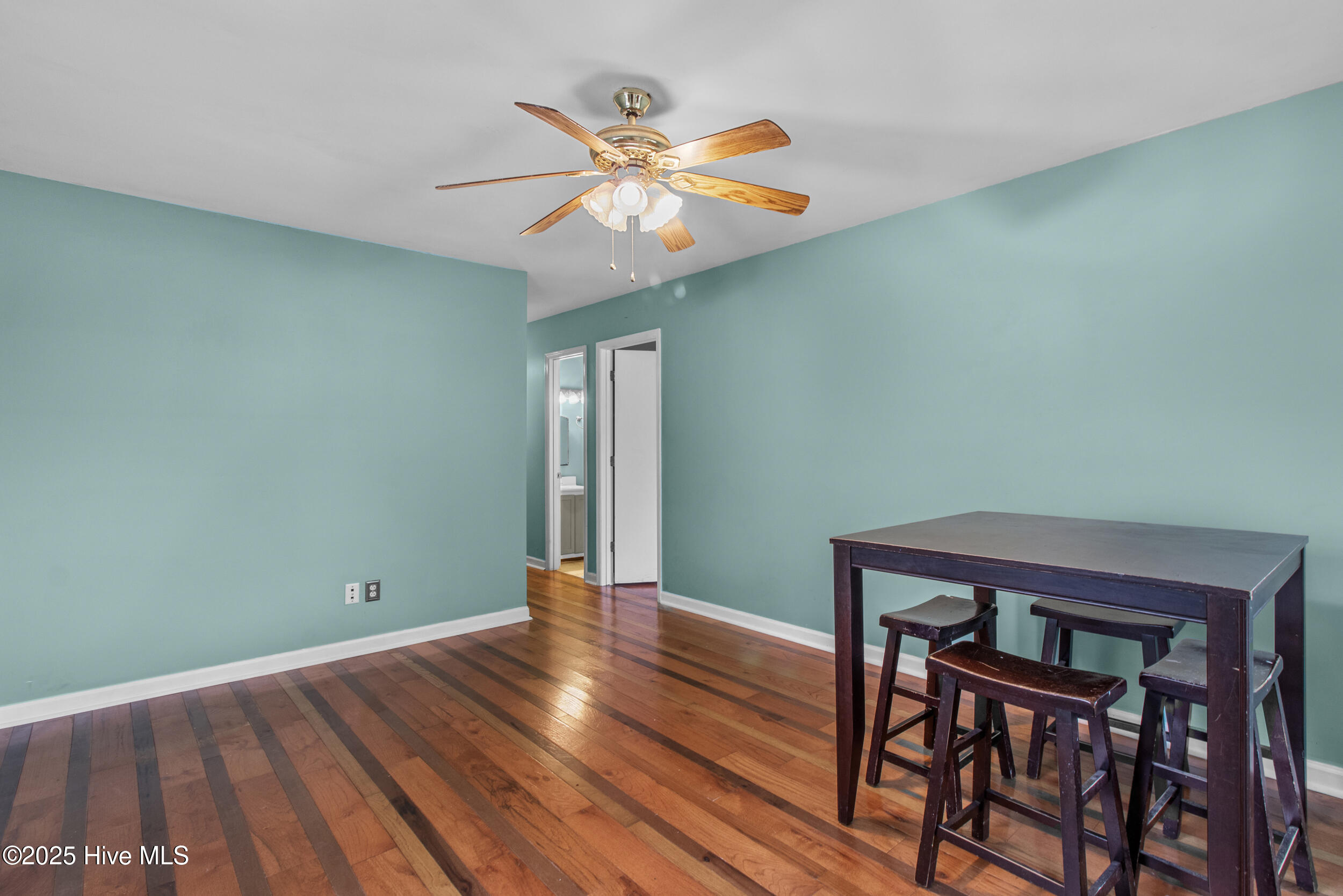 117 S 13th Street Property Photo 9
