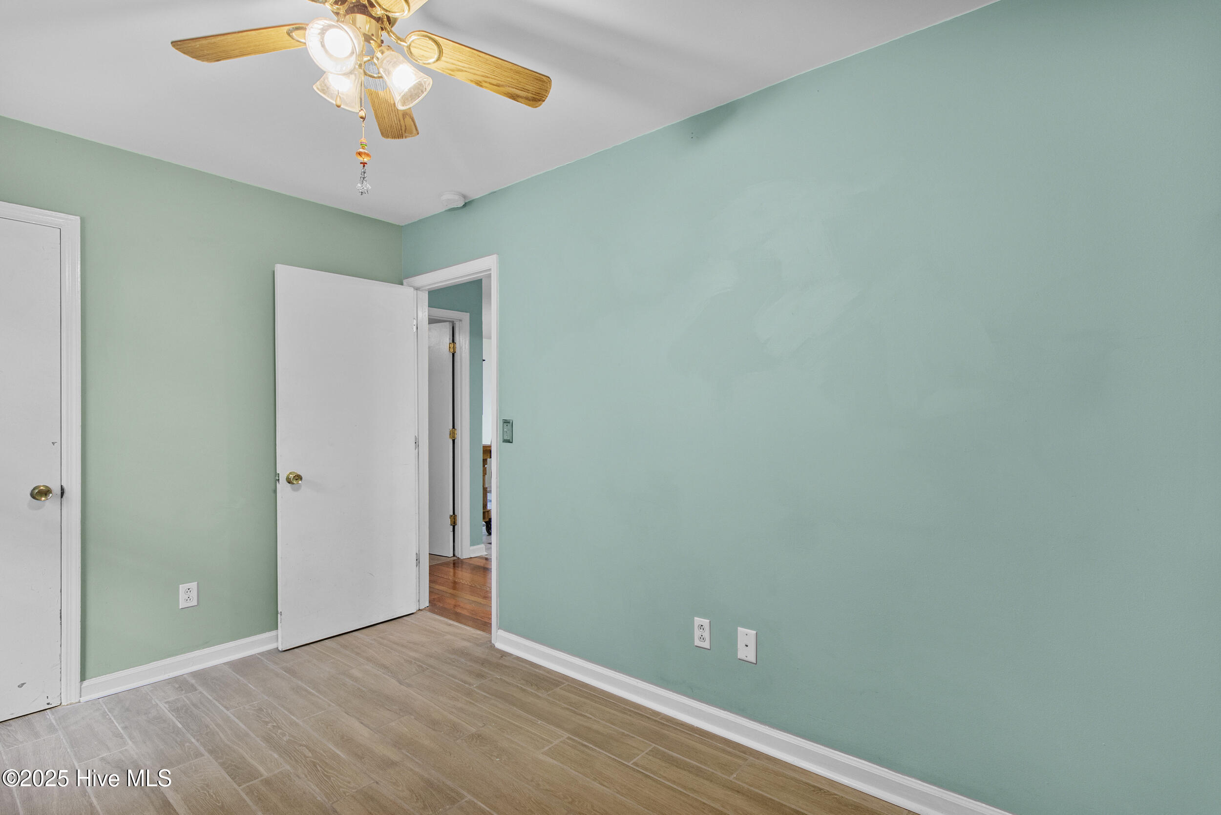 117 S 13th Street Property Photo 18