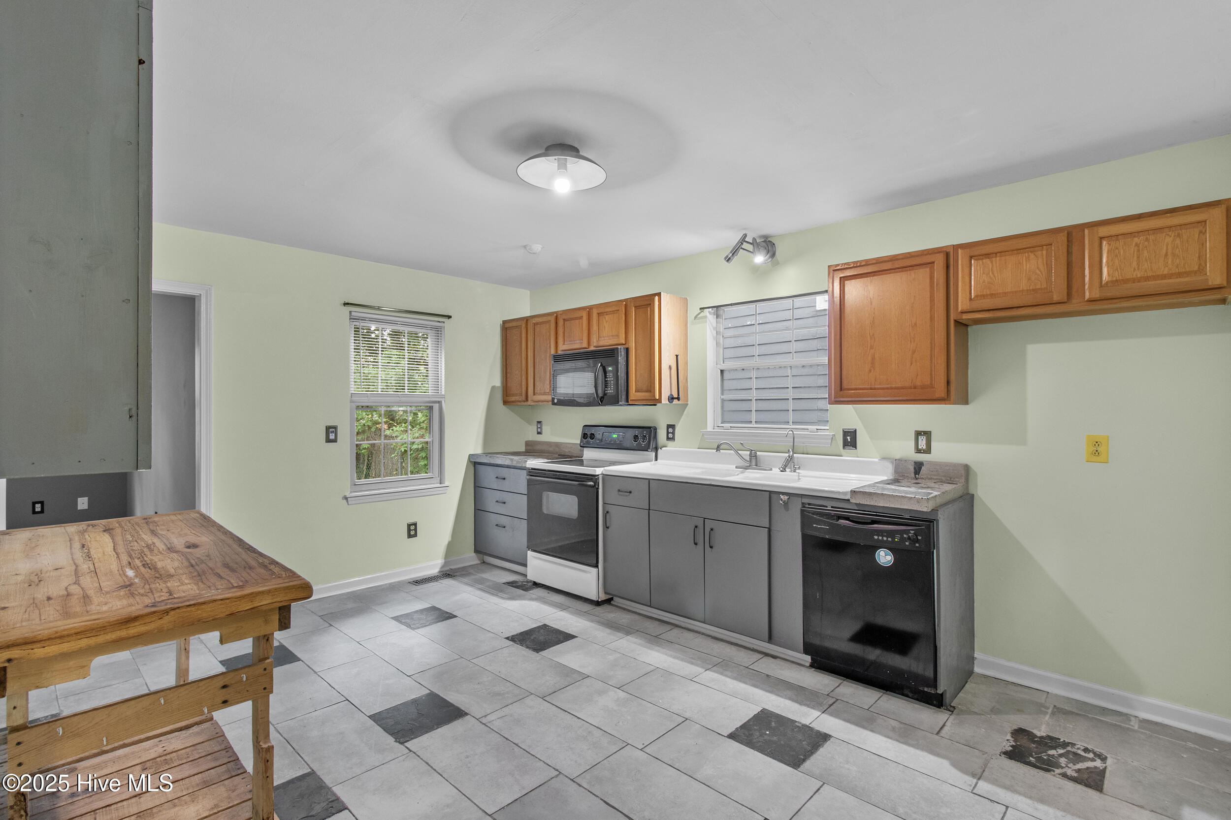 117 S 13th Street Property Photo 21