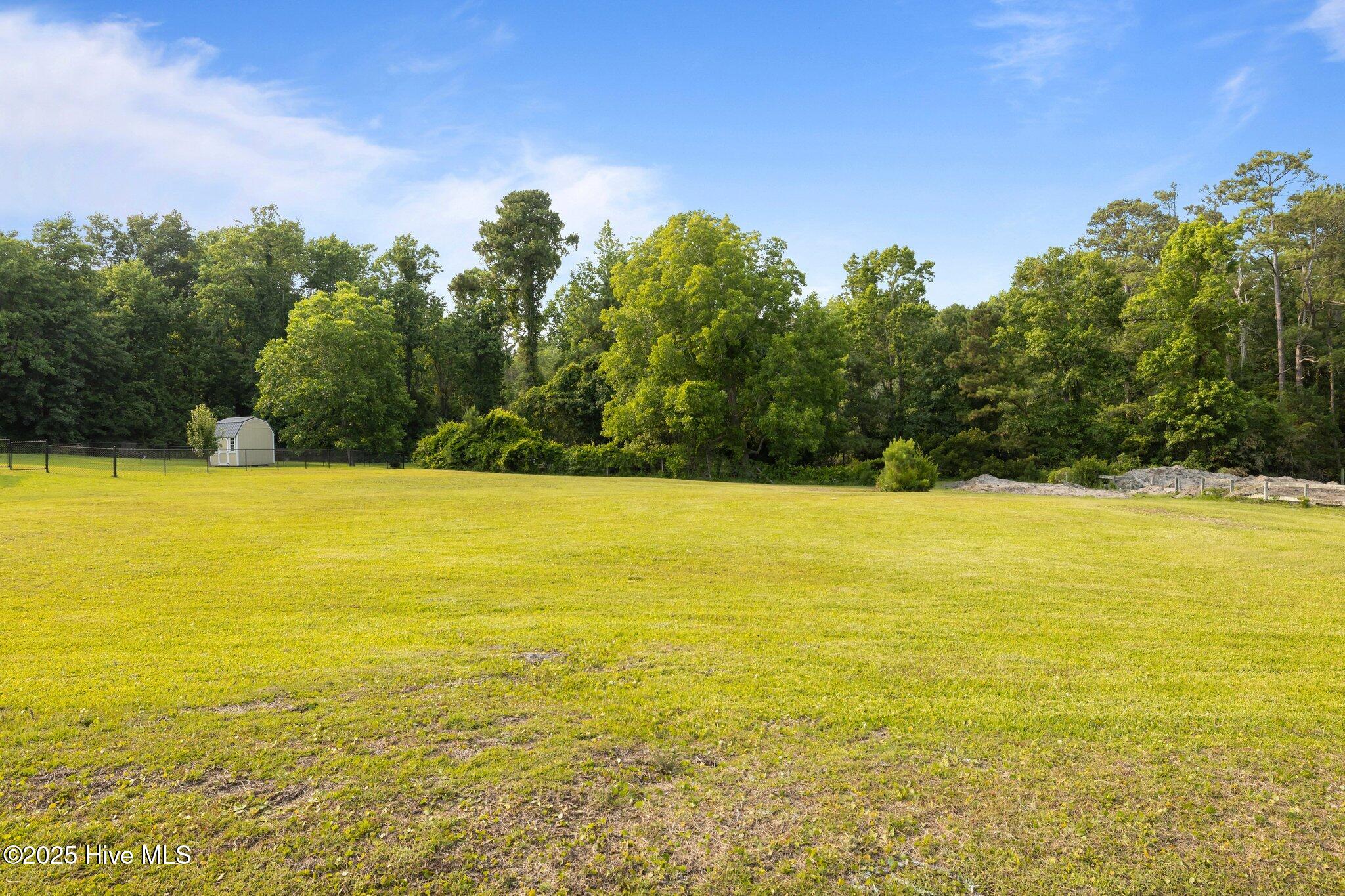 304 Brook Lane Property Photo 4