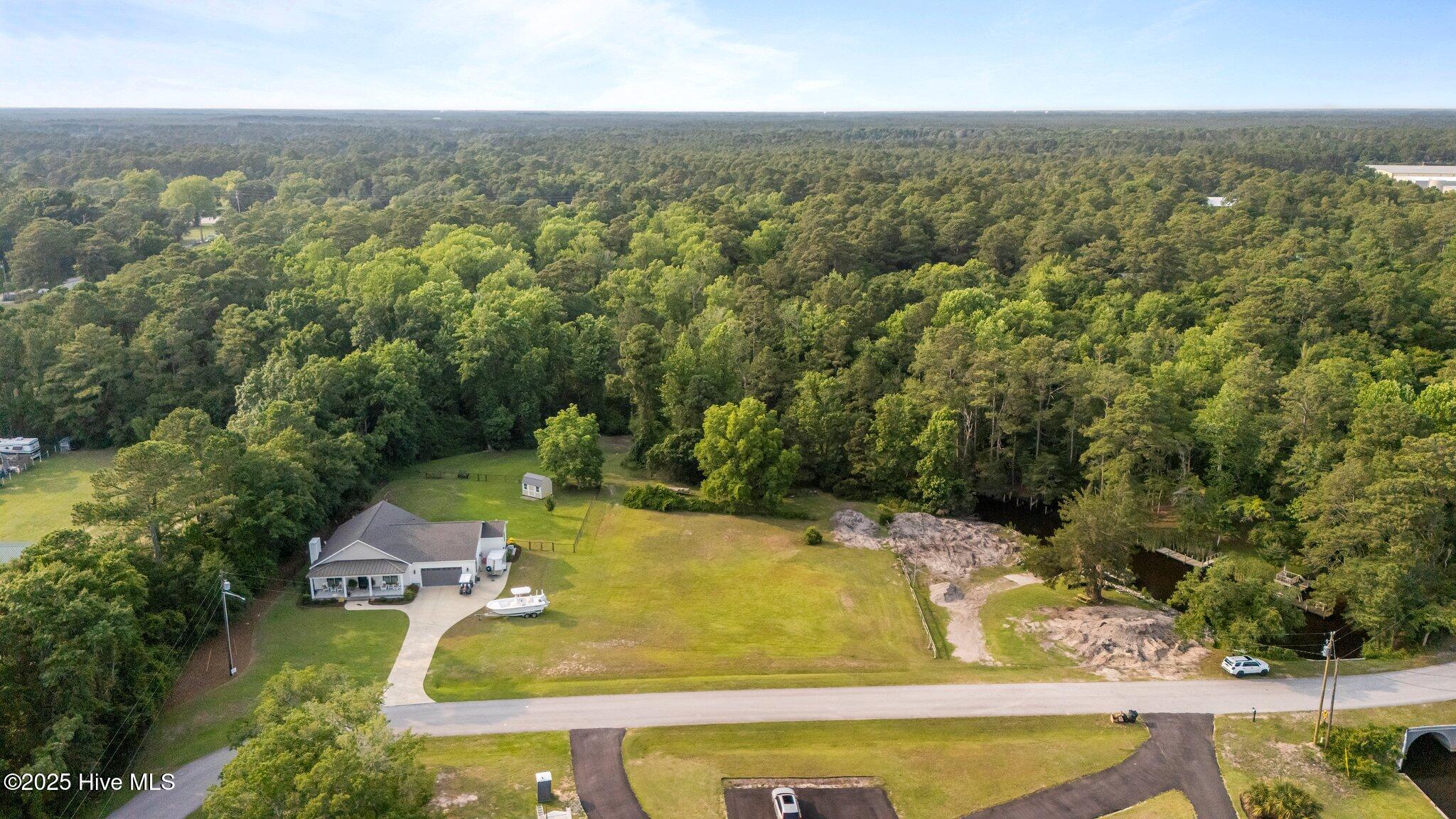 304 Brook Lane Property Photo 11