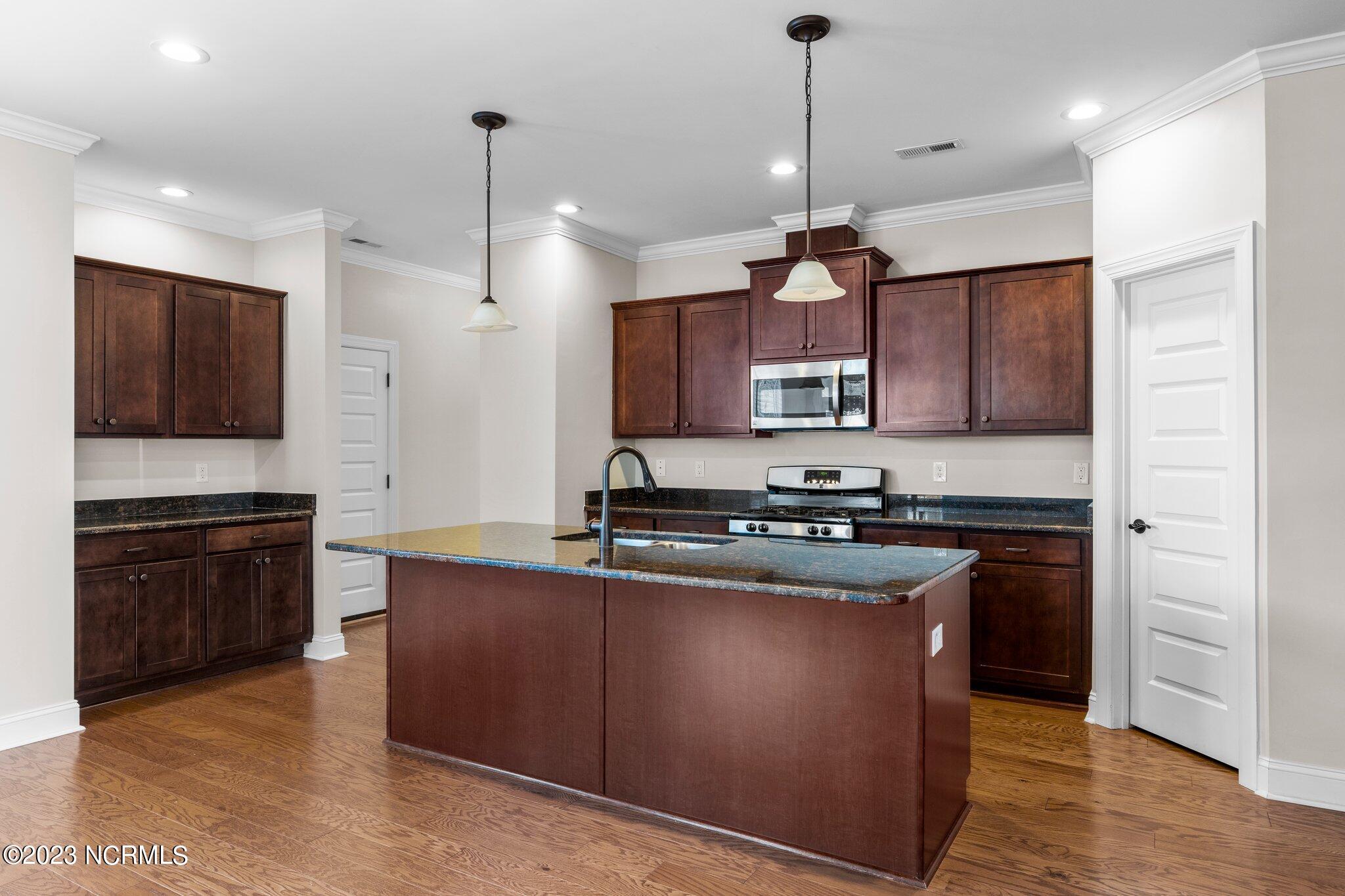 202 Seagrass Way Property Photo 15